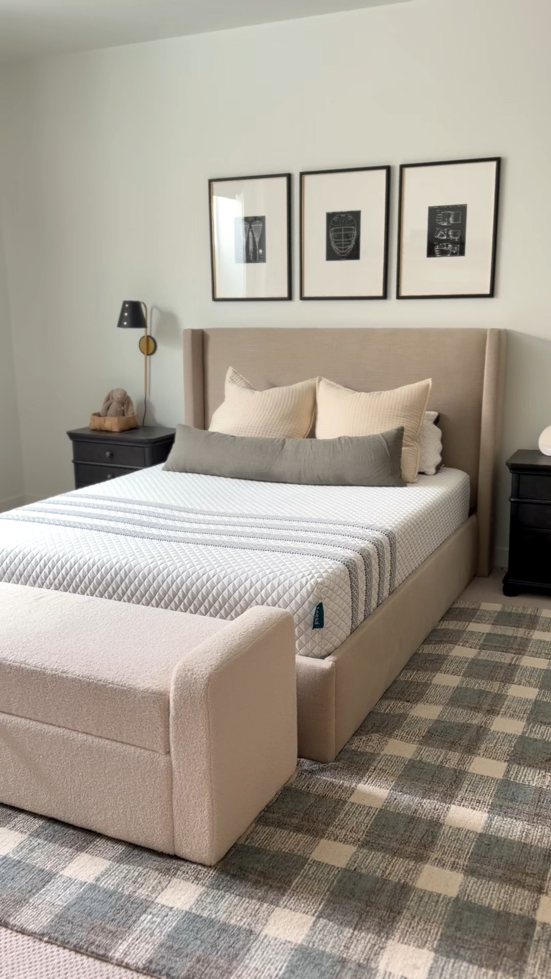 #ad The key to a cozy bedroom? A cozy mattress! Shop Leesa’s Early Access President's Day Sale, now through 2/9 and save 25% off select mattresses.  Use code CHELSEY50 to save an additional $50 off at checkout. We love our Sapira Hybrid Mattress, so soft and cozy! #paidlink #leesapartner @leesasleep
