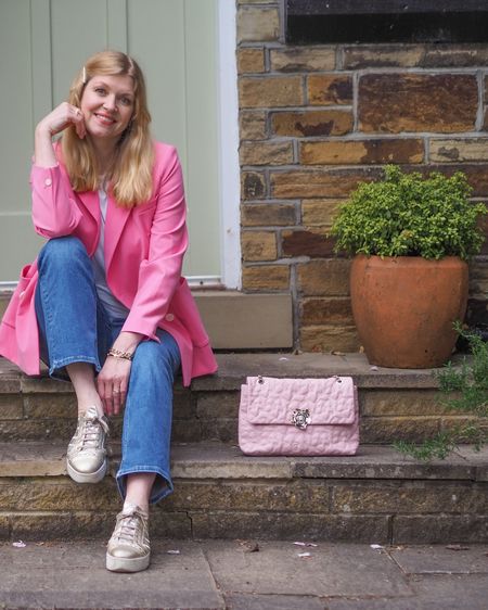 Boden high rise straight jeans with pink blazer. The most comfortable, well-fitting jeans ever  

#LTKeurope #LTKunder50