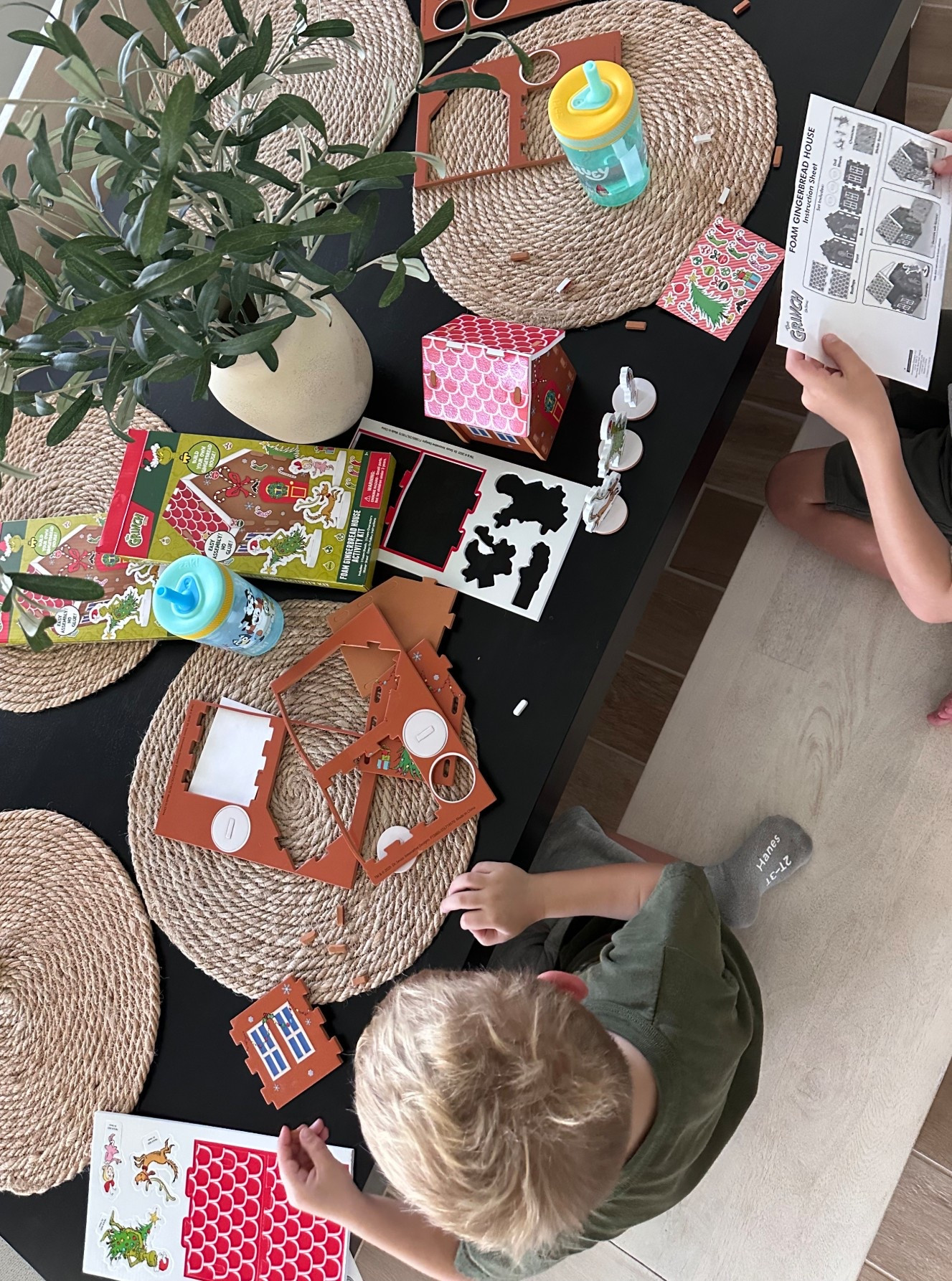 Low cost Christmas activities for kids from Target! 🎄

Gingerbread House / Holidays / Home / Deals / BFCM / Arts and Crafts

#LTKHoliday #LTKCyberWeek #LTKKids