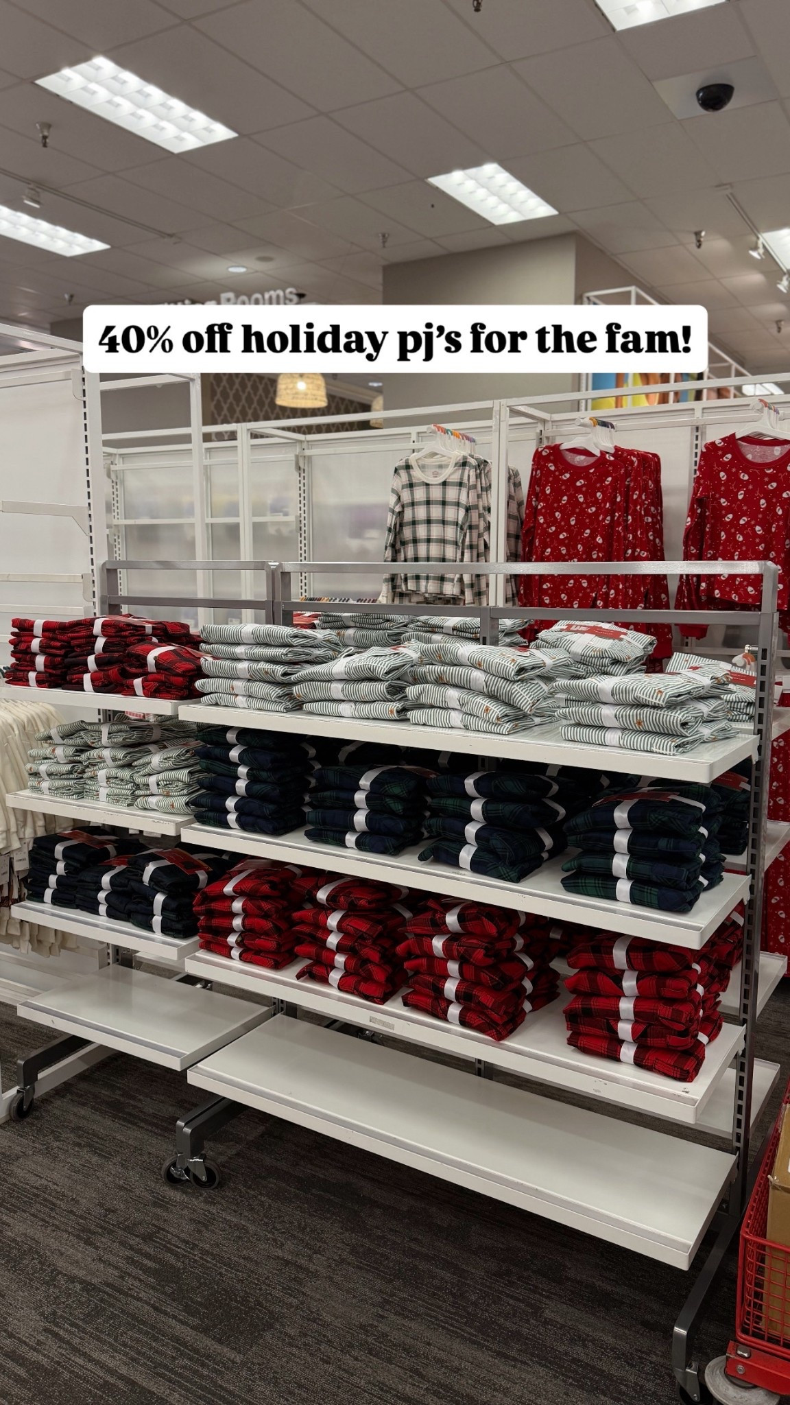 Holiday family pajamas are 40% off!

#LTKFamily #LTKSaleAlert #LTKHoliday
