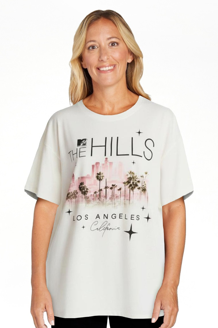 The Hills Women's Oversized Graphic Tee with Short Sleeves, Sizes XXS-XXL | Walmart (US)