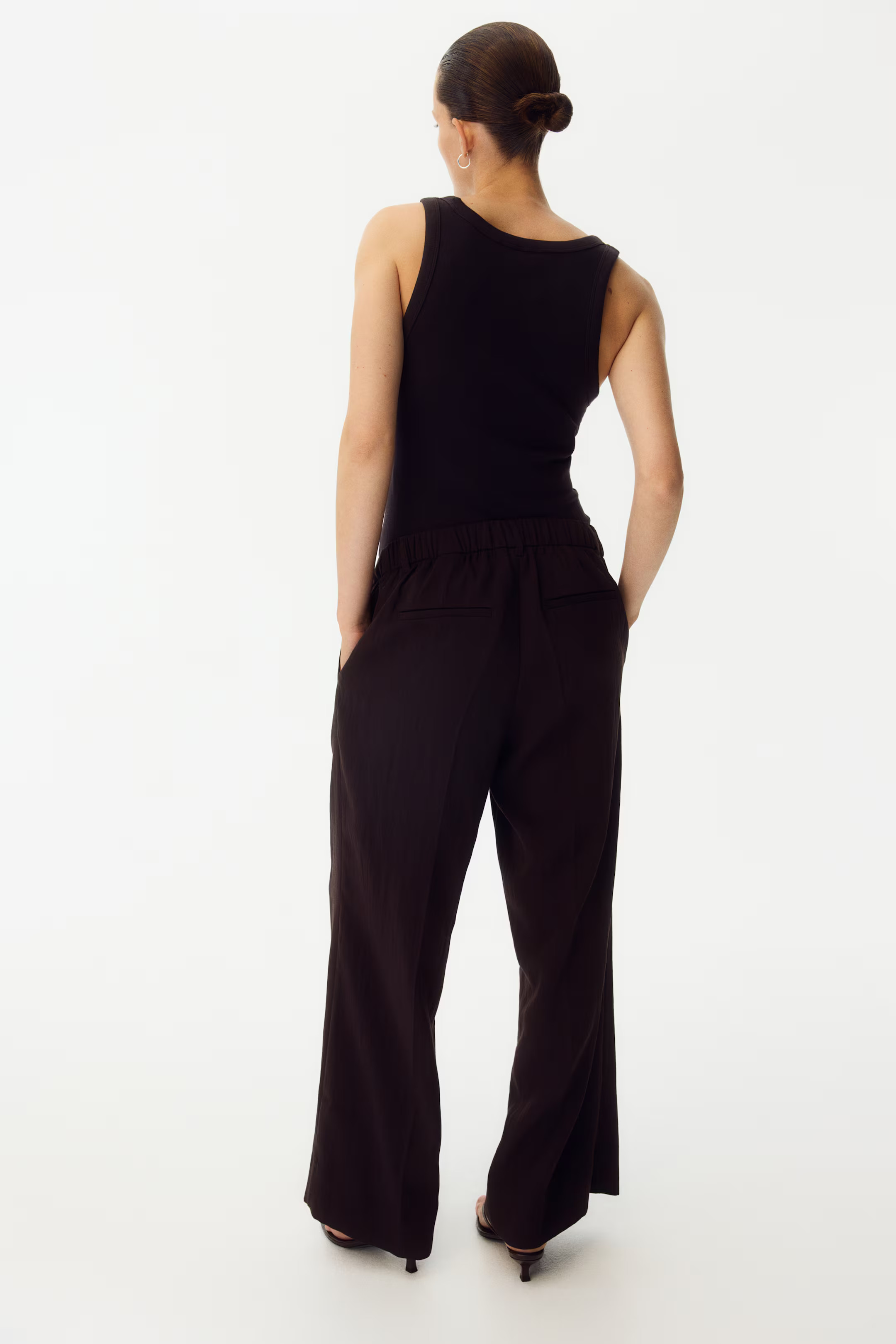 MAMA Wide-Leg Dress Pants | H&M (US + CA)