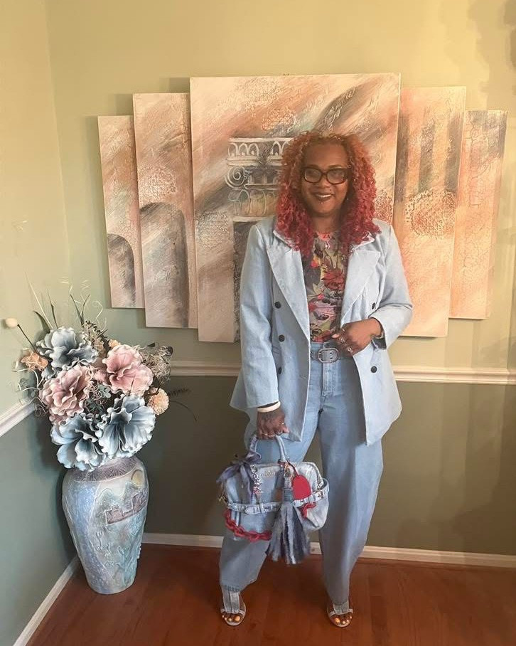 Happy Saturday!! Brunch decisions were definitely being made today. I may have been confused about the bag and shoe combo… but one thing is crystal clear: I might have a slight denim Coach problem. 🤣💙👟👜
~~~~~
My Stats: 5’9 215-220lbs 
Xl blazer & 14 jeans

#LTKootd #LTKMothersDay #LTKmomlife