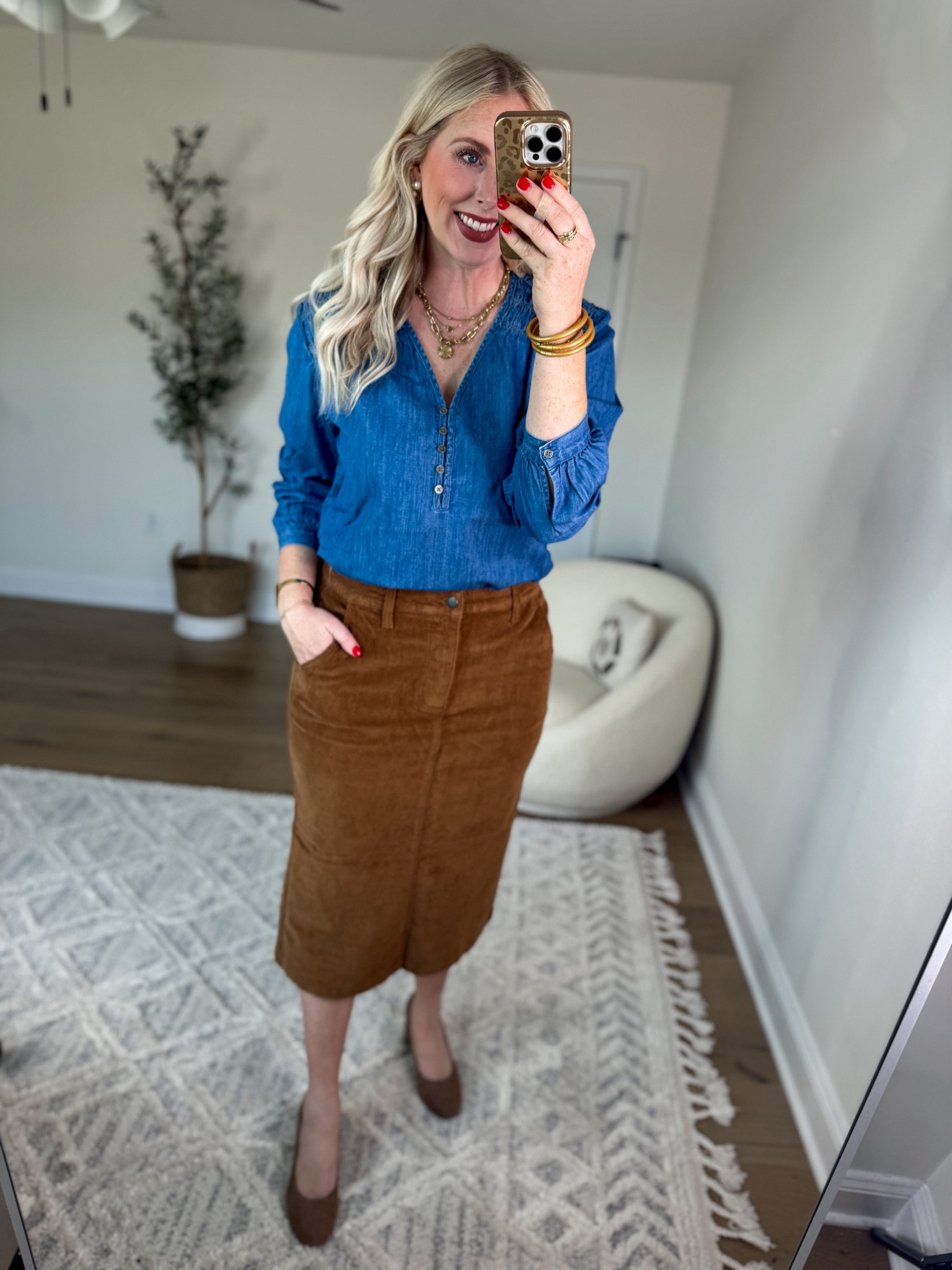 Weekend Walmart Wins try on
Chambray top- medium 
Corduroy midi skirt- medium 

#LTKFindsUnder50 #LTKStyleTip #LTKSeasonal