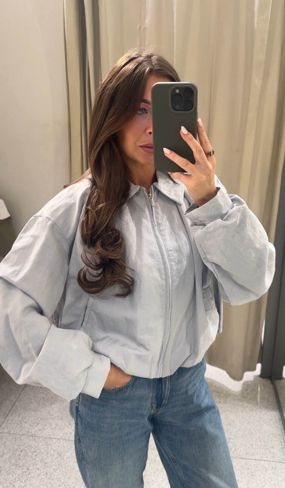 Zara Puff Sleeve Bomber Jacket

Spring Outfits

#LTKuk #LTKspring