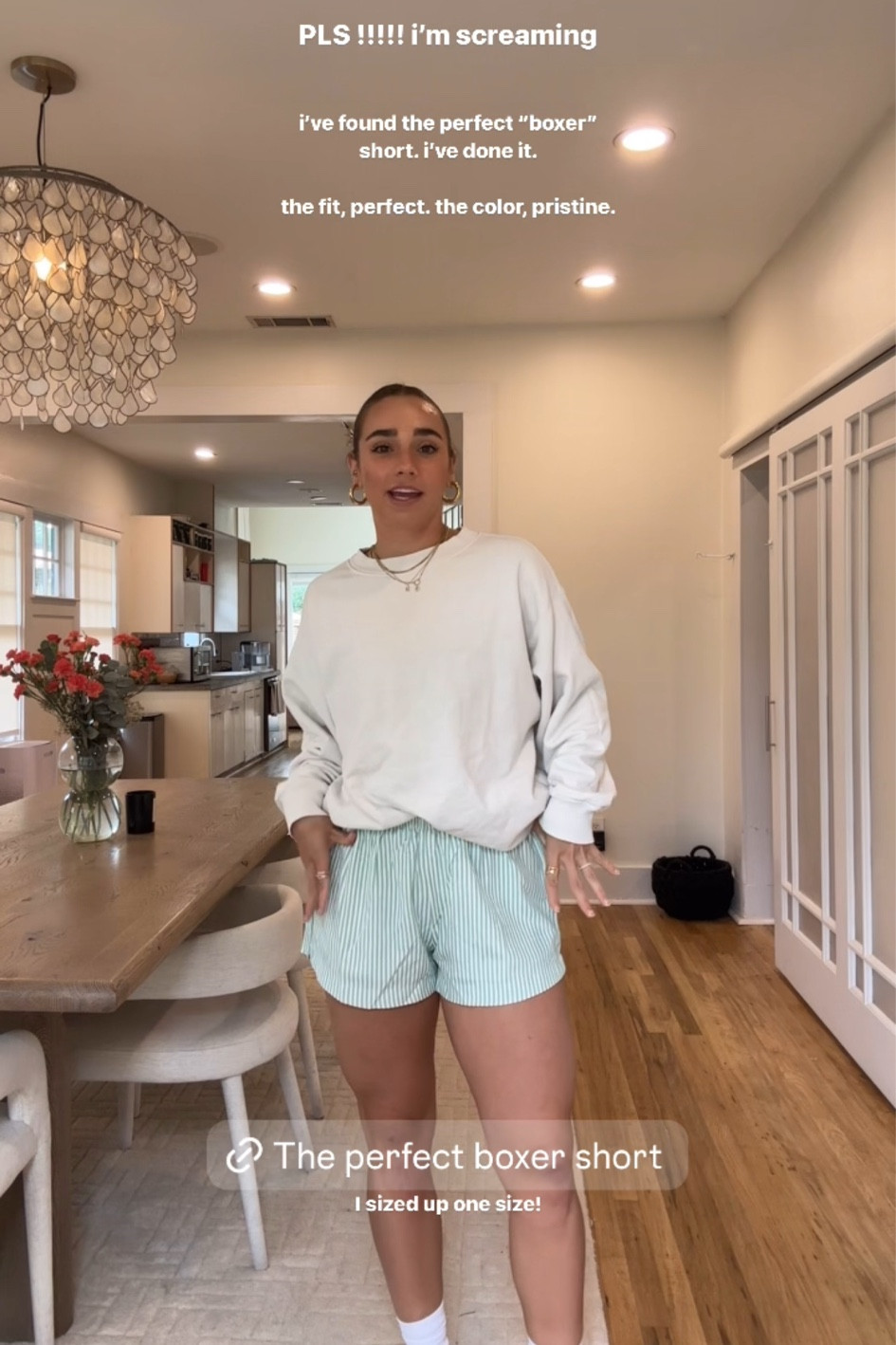 I size up in the green stripe + red boxers (size 8)
size 6 in the two tone boxers