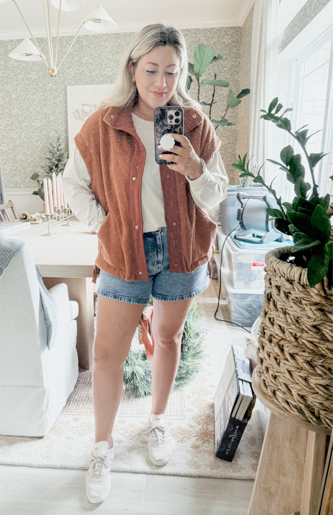 The messssss in the back 😂🙈 reno probs 

Amazon vest true to size! THEBLOOMINGNEST sneakers 

#LTKMidsize #LTKSeasonal #LTKActive