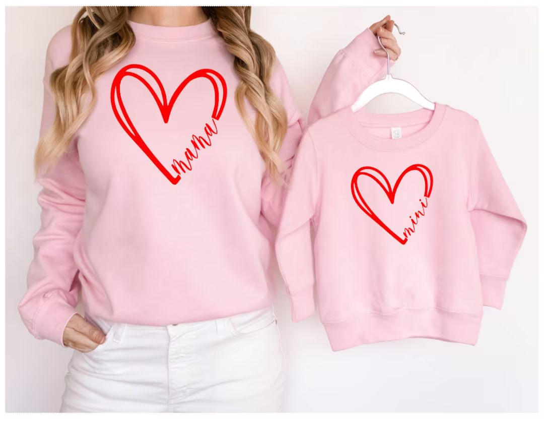 Mama & Mini Sweatshirts, Valentines day sweatshirt, Mommy and me set, Valentines Mommy and me set... | Etsy (US)