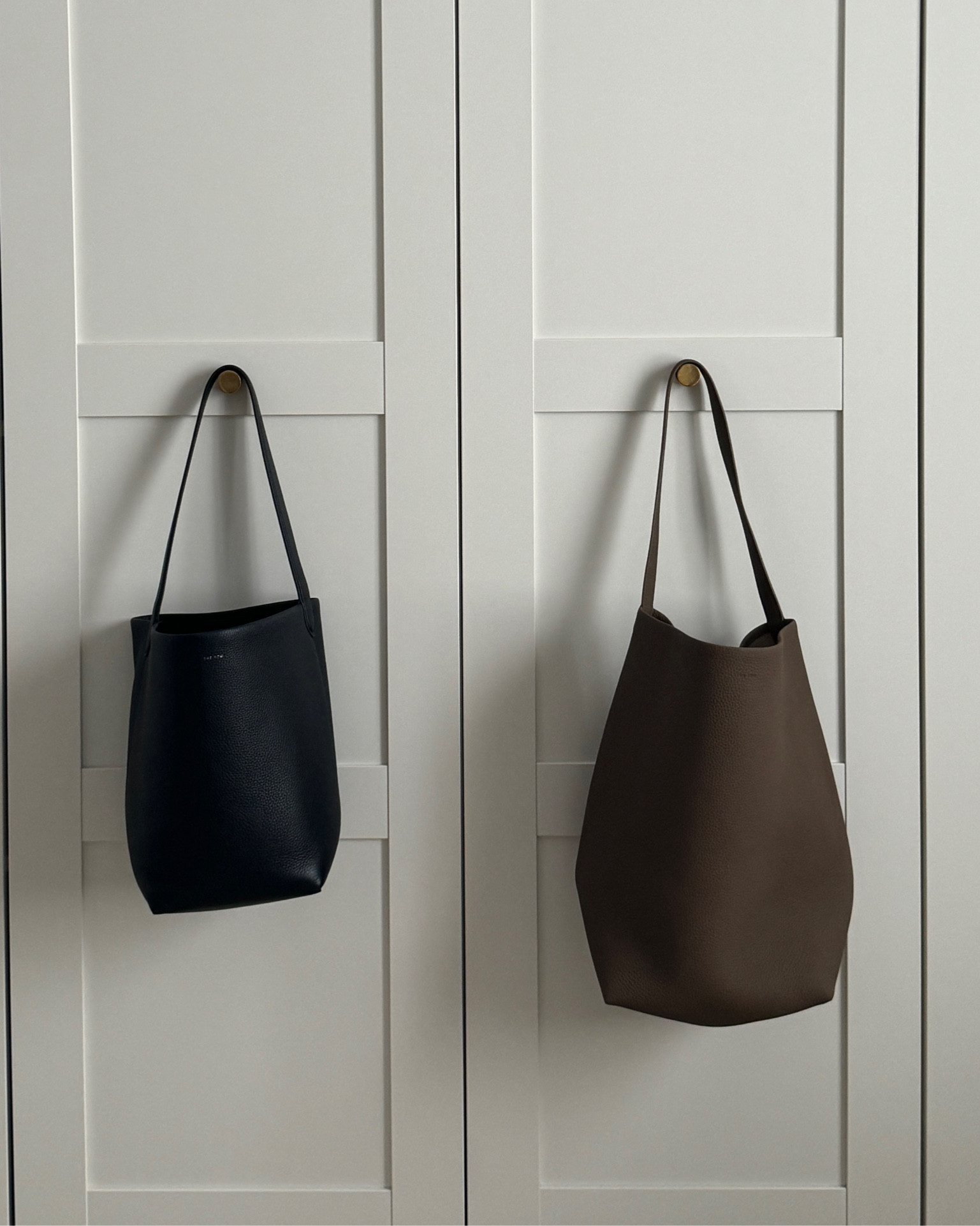 The row outlet park tote small