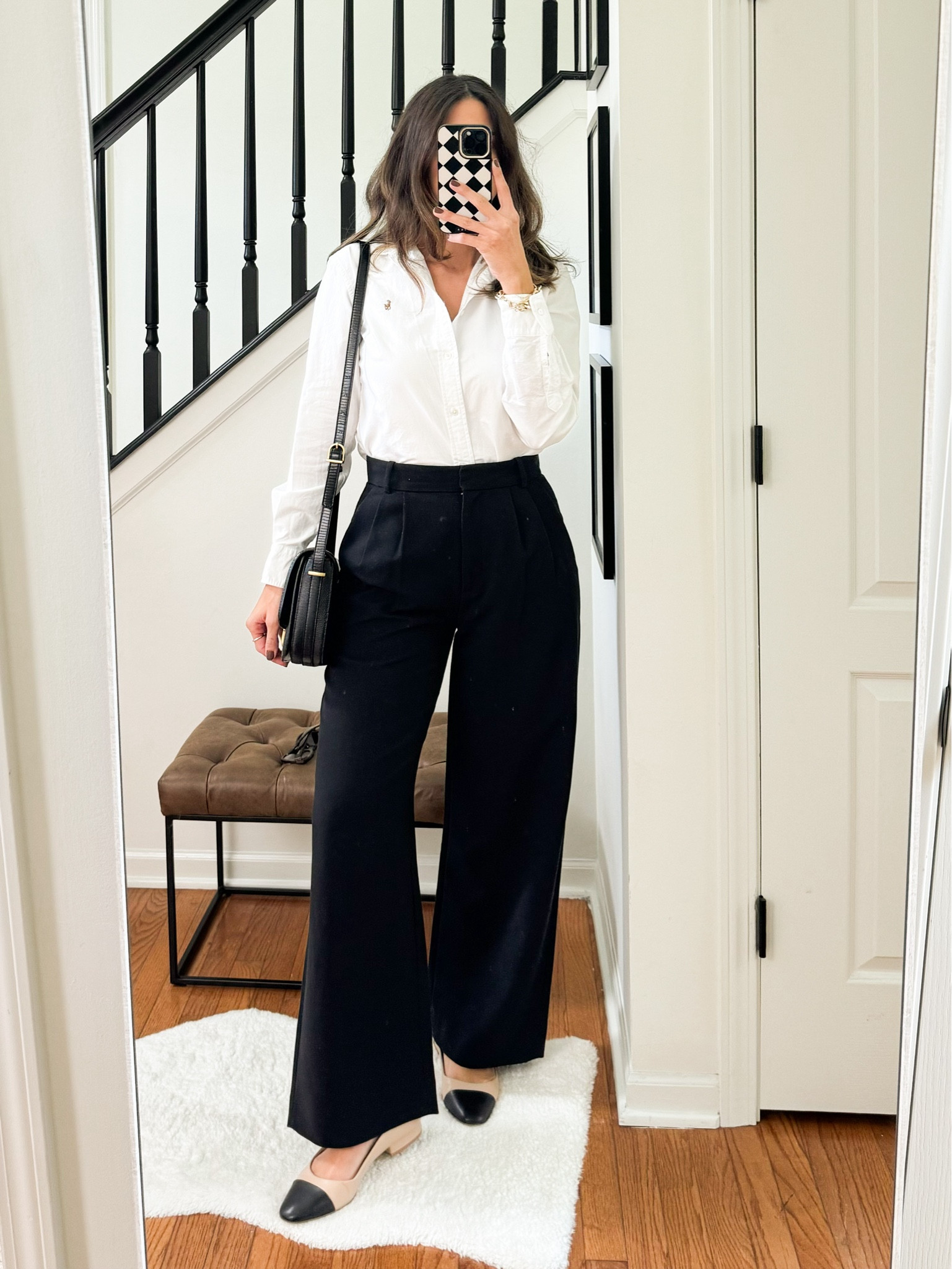 Fall capsule outfit 
Wearing:
• button up size 4 (it’s has a more fitted fit!) 
• pants are tts (27 Regular)
• flats are tts 

#LTKSeasonal #LTKFallSale #LTKStyleTip