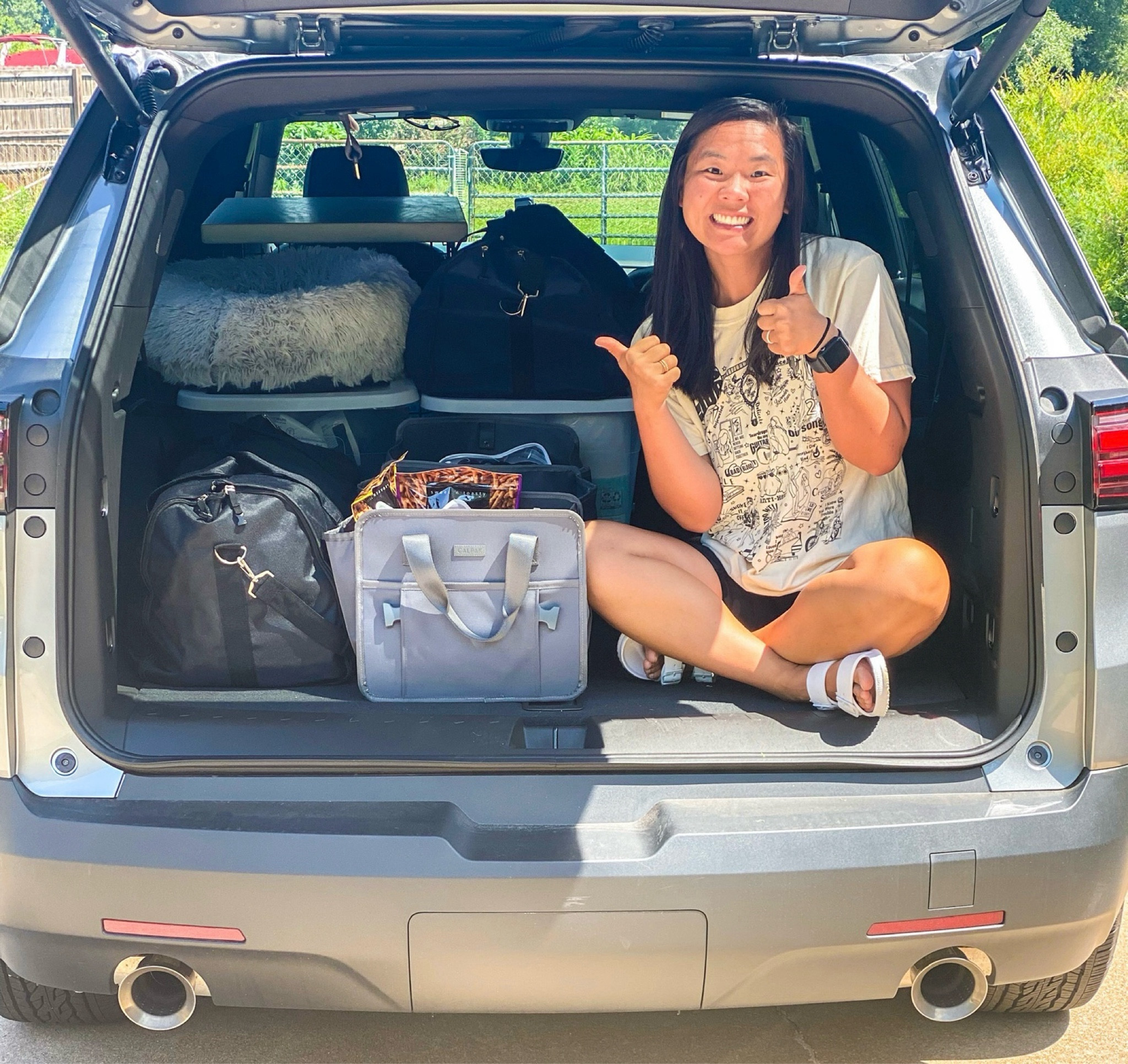 Are you traveling for the holidays? or maybe have a loved one who loves to travel that you need a gift for? We can help! Check out stories for our favorite travel organizing products - some for all the ways of travel: planes, trains and automobiles! 😉✈️🚞🚗 #travel #organizing #travelorganization