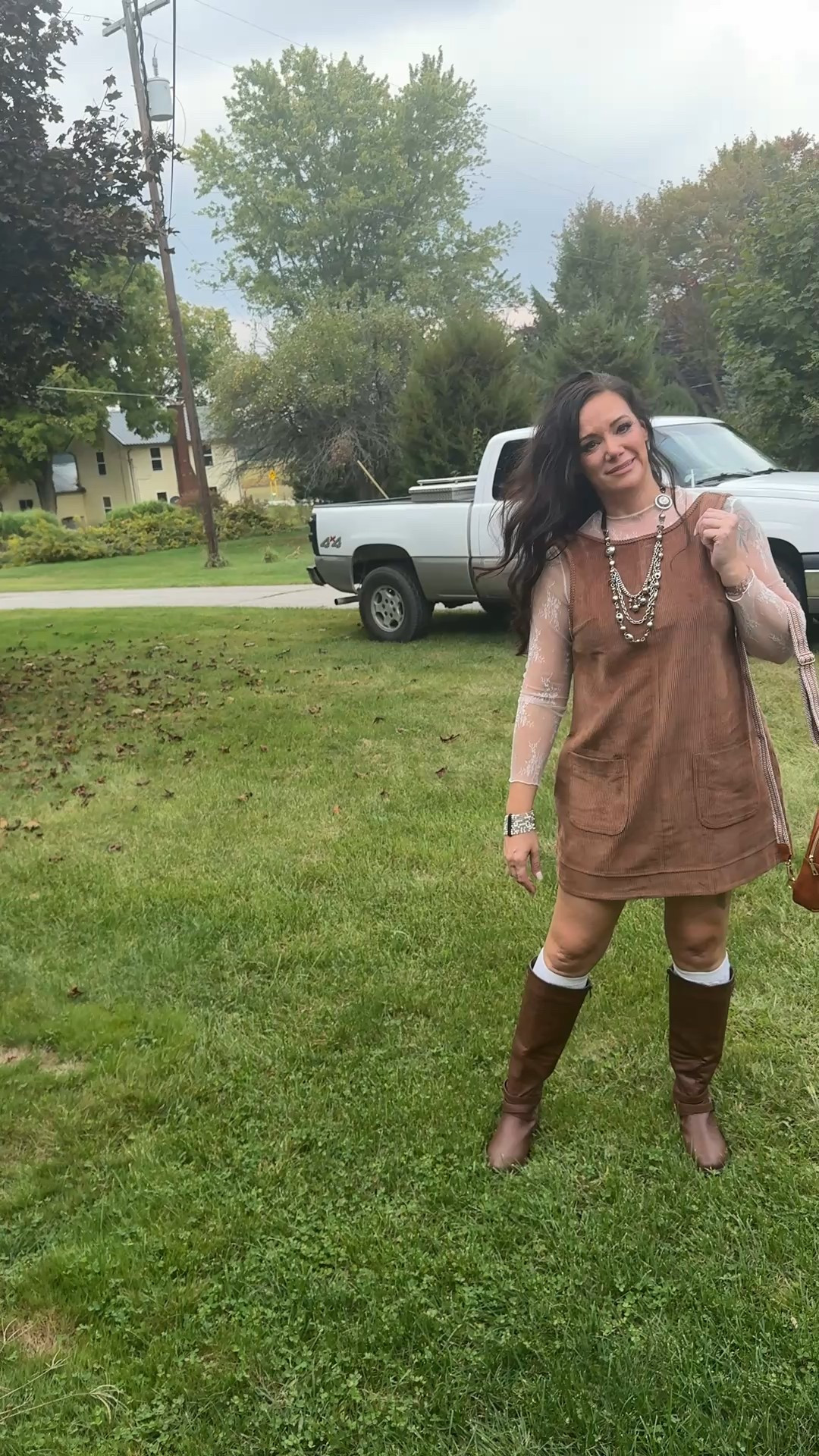 The cutest fall fit! 

#LTKSeasonal #LTKOver40 #LTKBeauty