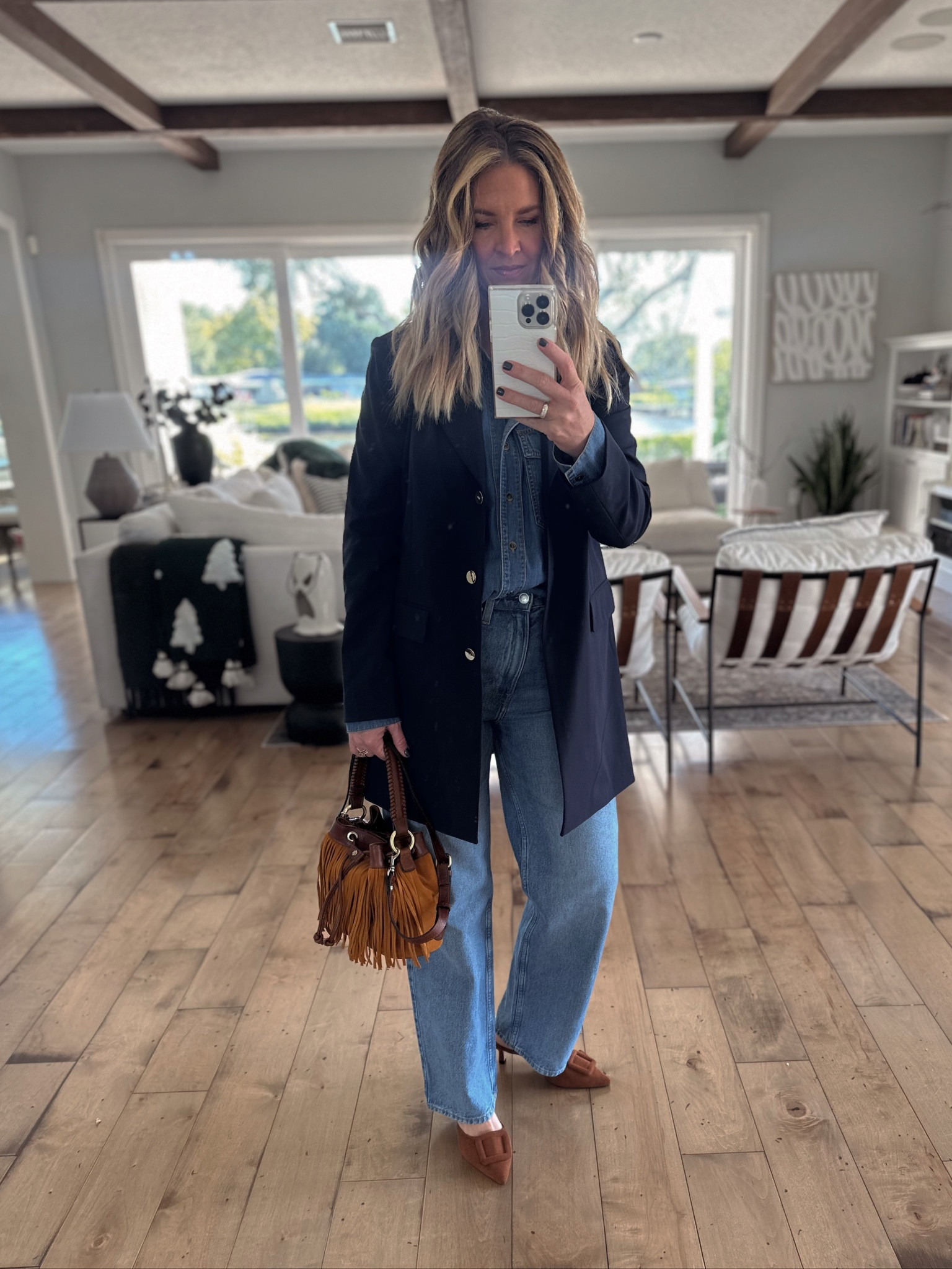 Classic denim on denim💙

#LTKstyletip #LTKworkwear #LTKfindsunder50