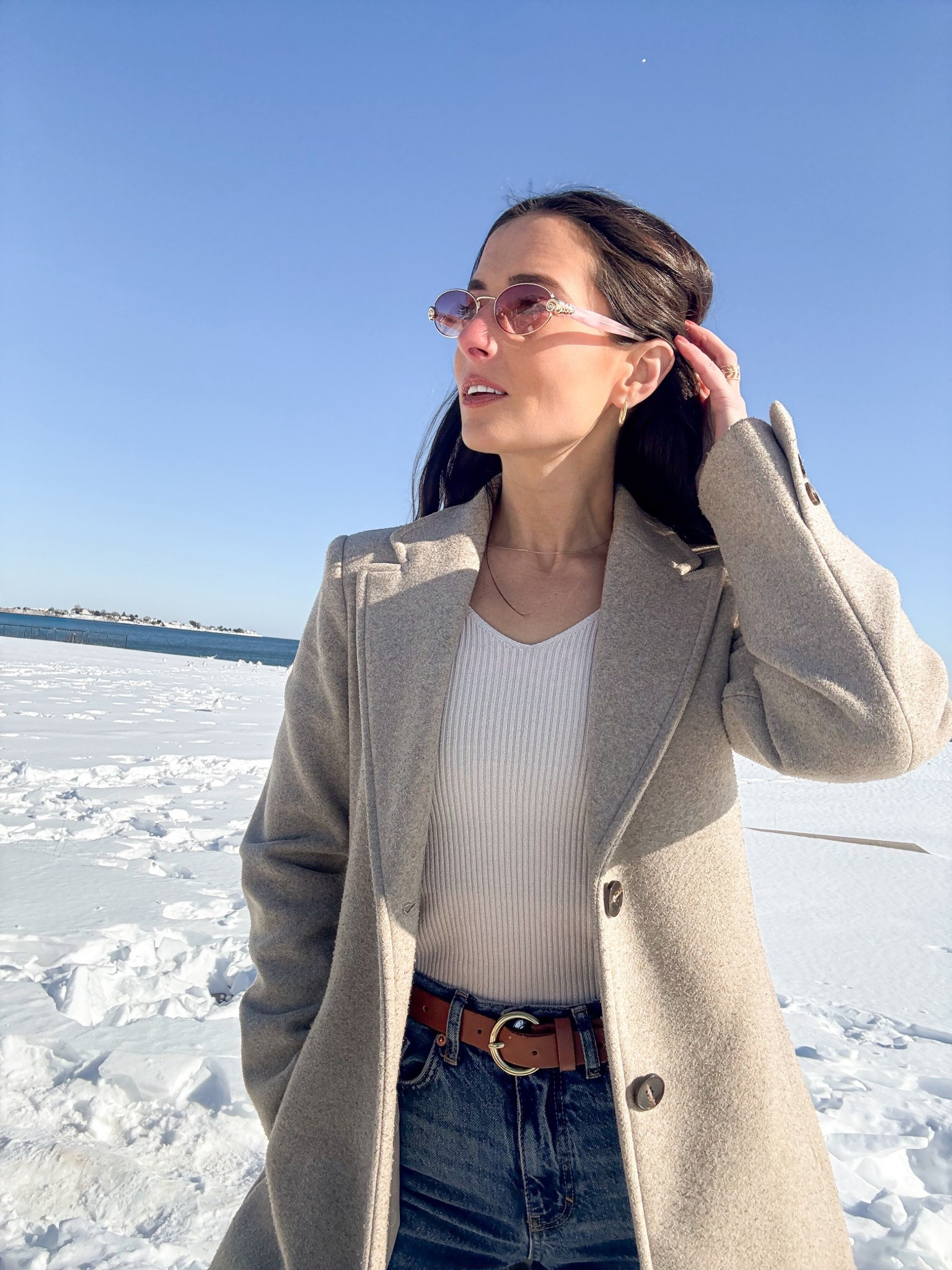 Cozy layers, crisp air, and my go-to winter uniform 🤍
Neutral coats + denim never miss.
Linked everything here ✨

#LTKSeasonal #LTKdayinmylife #LTKootd