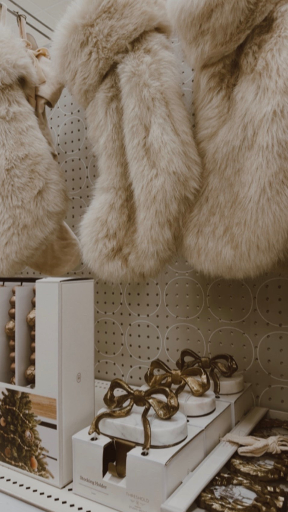 It’s all so perfect!!

#LTKHome #LTKSaleAlert #LTKHoliday