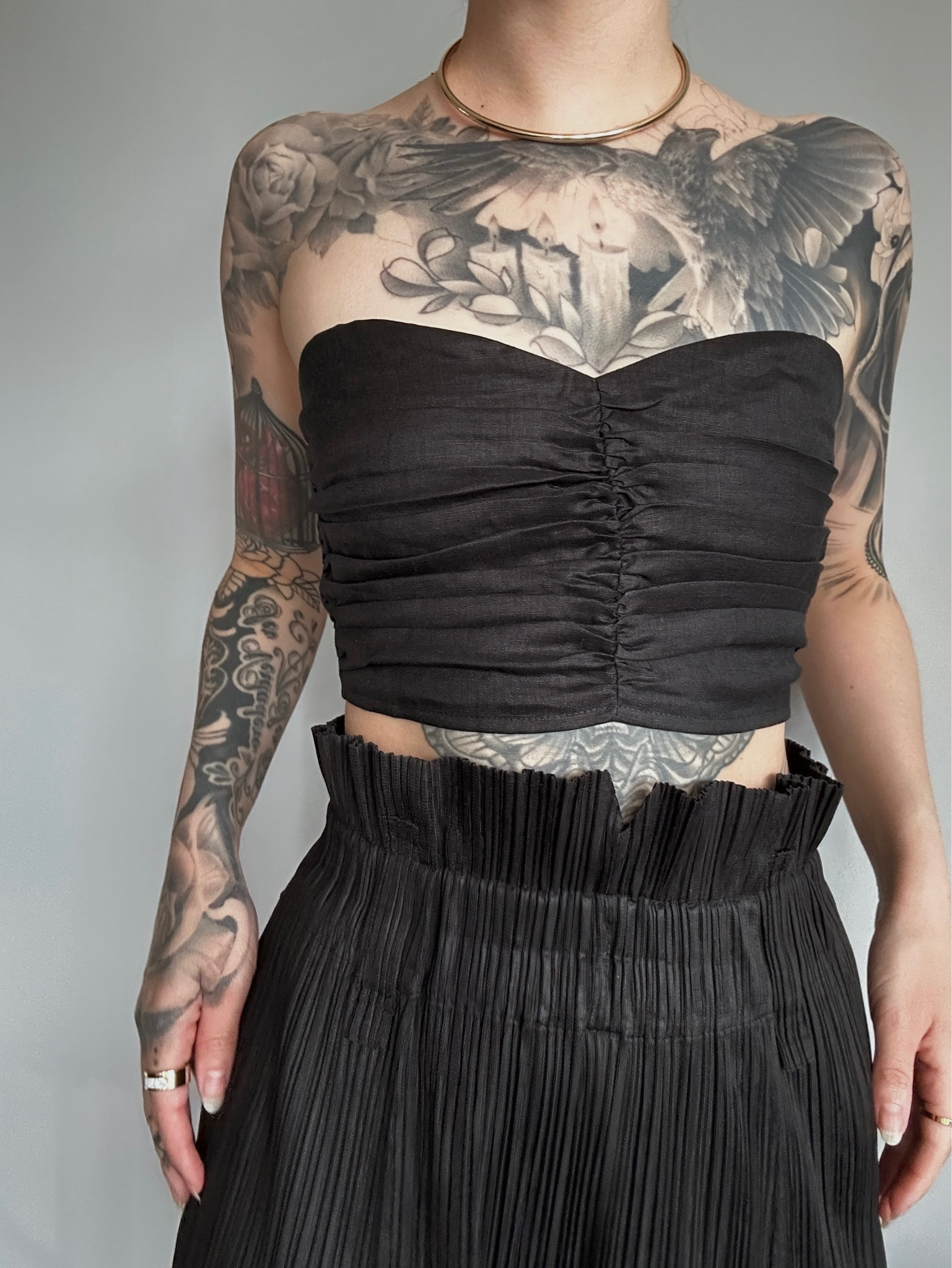 Linen top, corset top, dissh top, strapless top, sweetheart top, black crop top

#LTKSeasonal #LTKsalealert #LTKstyletip