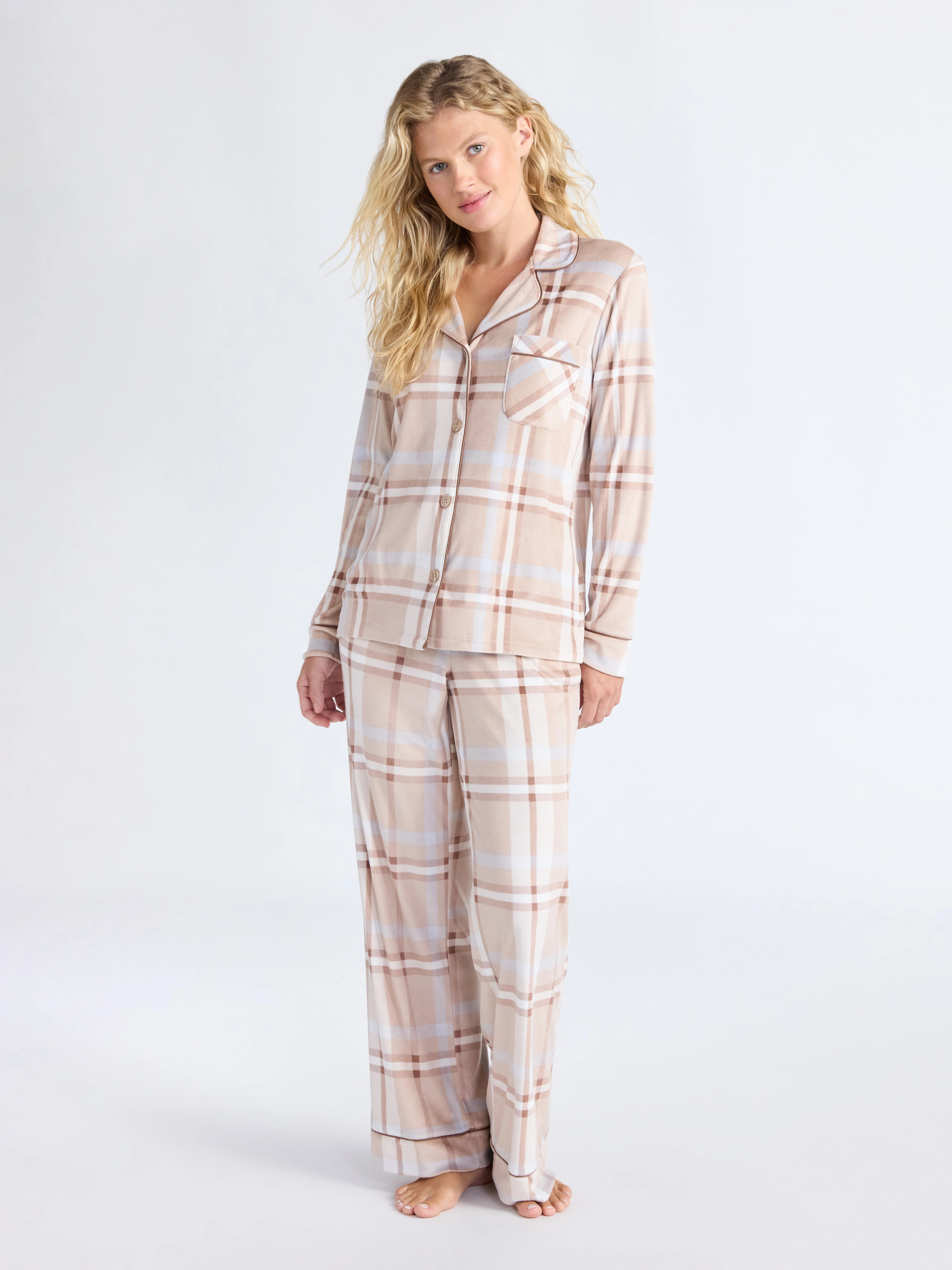 Joyspun Women’s Stretch Velour Notch Collar Long Sleeve Pajama Set, Sizes XS to 4X | Walmart (US)