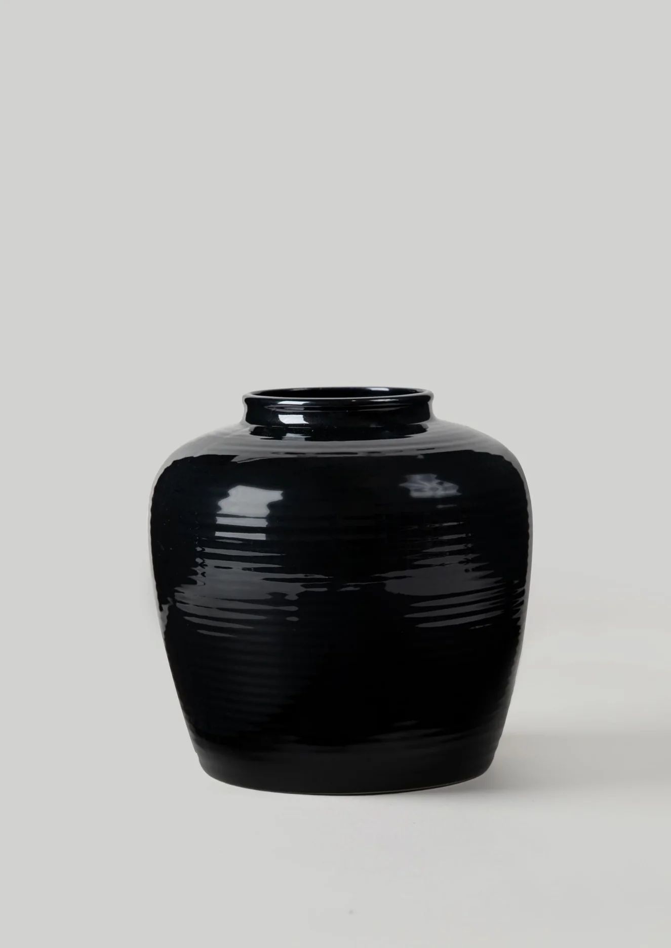 Glazed Afloral Ribbed Stoneware Table Vase in Noir - 8" | Afloral