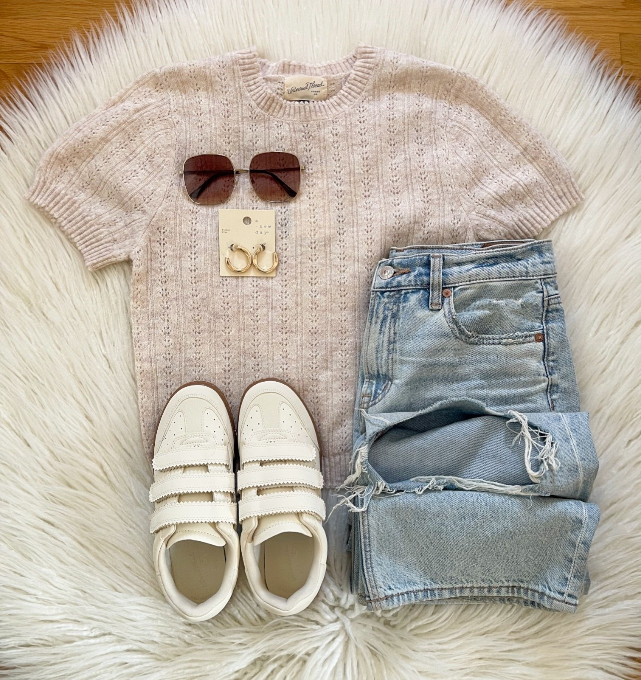 NEW Short Sleeve Sweater!  It’s sooo soft! 🤍

#LTKFindsUnder50 #LTKootd