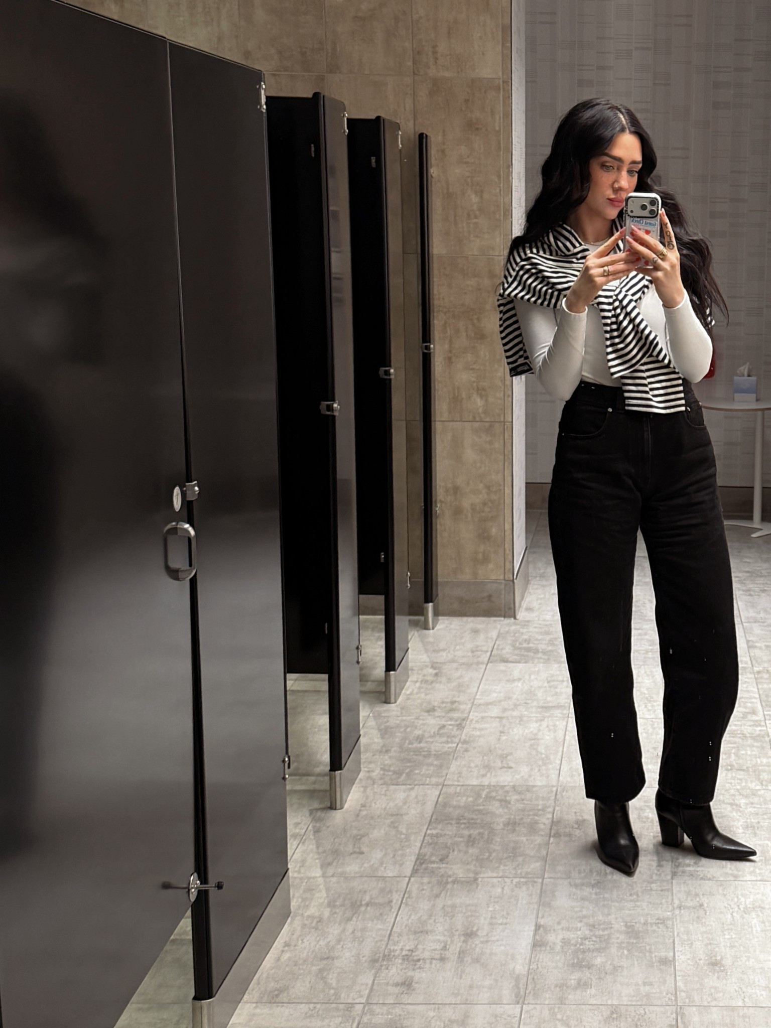 Light and easy layers to add some interest and texture to basics! Also loving these Madewell balloon jeans - perfect slight barrel shape and a long length. 

#LTKTall #LTKWorkwear #LTKootd