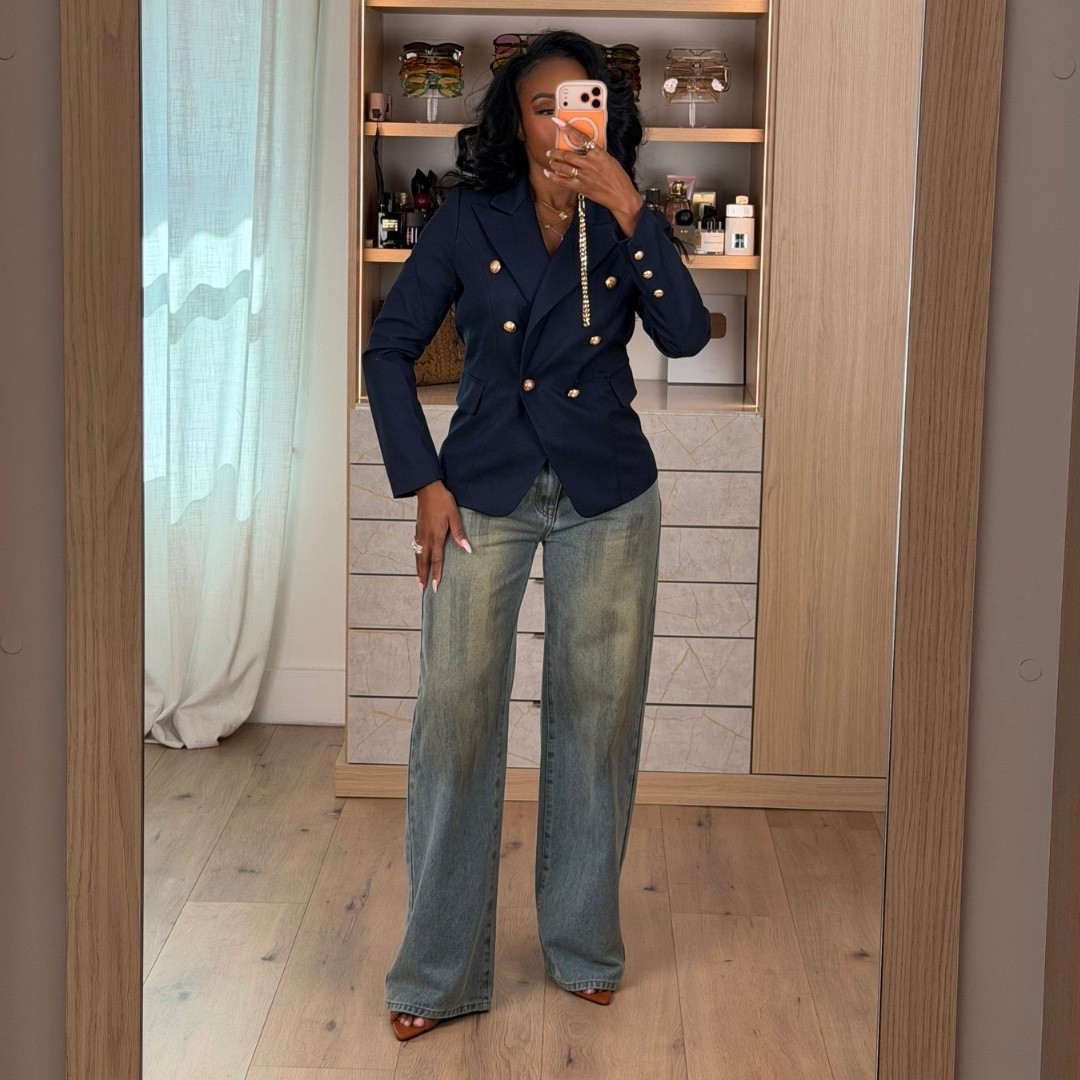 Scroll to shop 👇🏽 Everything from this look is linked below ✨  

Size Small | 5’4” | 140 lbs  

📲 Download the FREE LTK app & follow @kirasfashionfinds  

Petite summer outfit, women’s outfit ideas, everyday style, affordable fashion, summer fashion  #LTKPetite #LTKootd #LTKSeasonal