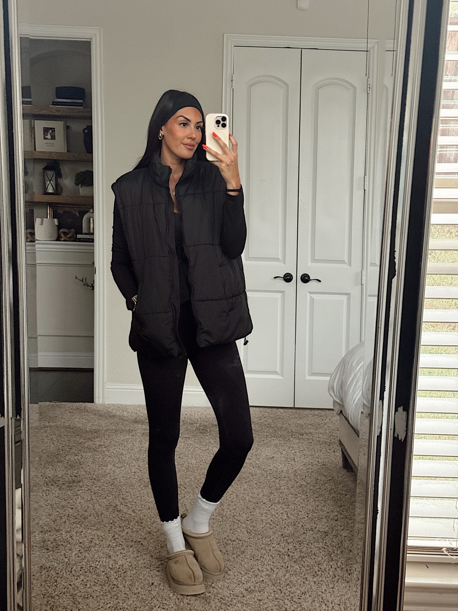 Small yoga wrap
Medium vest
Xs leggings 

#LTKootd #LTKgrwm #LTKActive