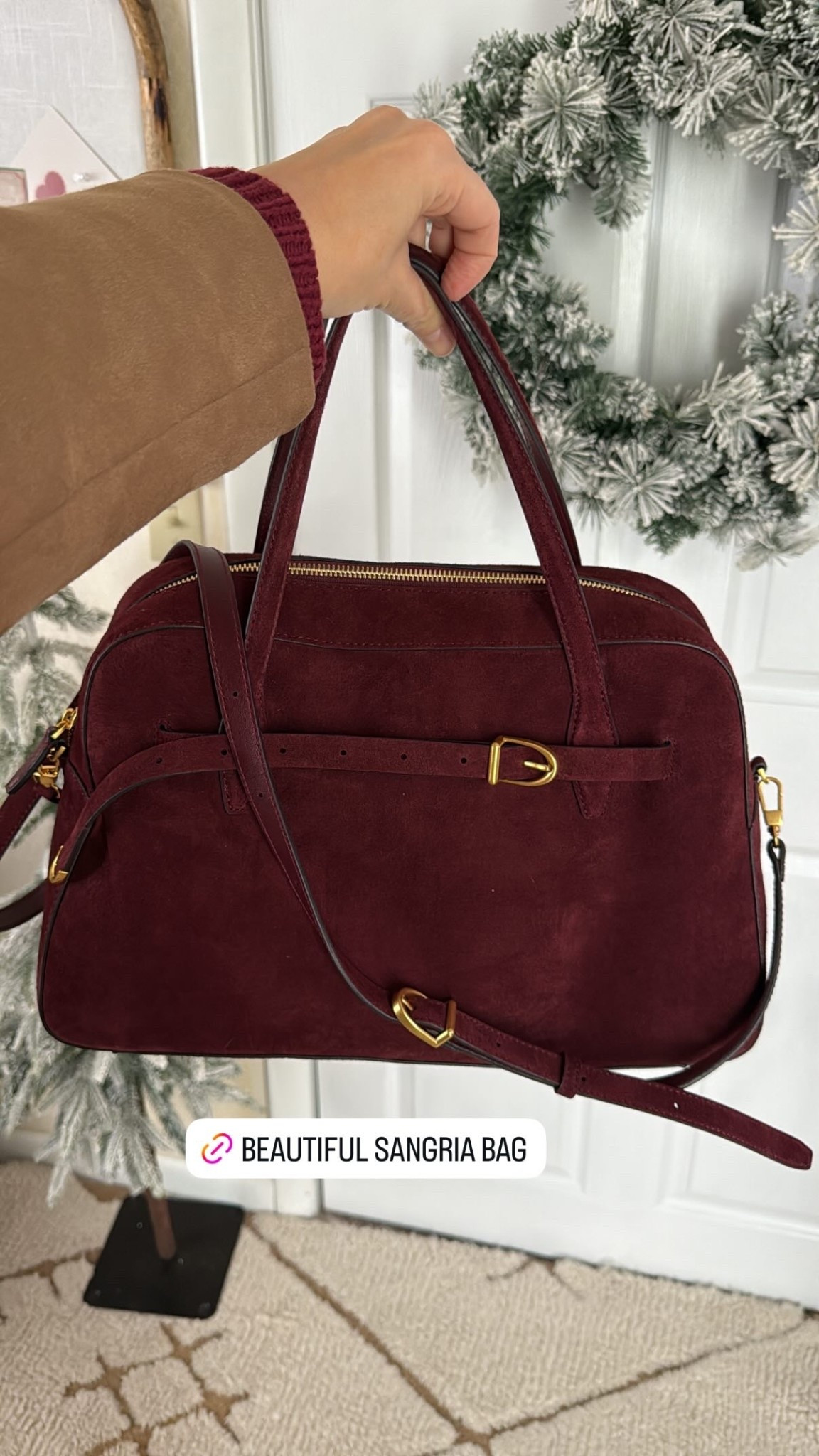 This bag is so beautiful for the holiday season ahead! 

Suede bag, burgundy bag, sangria, Madewell, quality handbag, satchel 

#LTKSeasonal #LTKHoliday