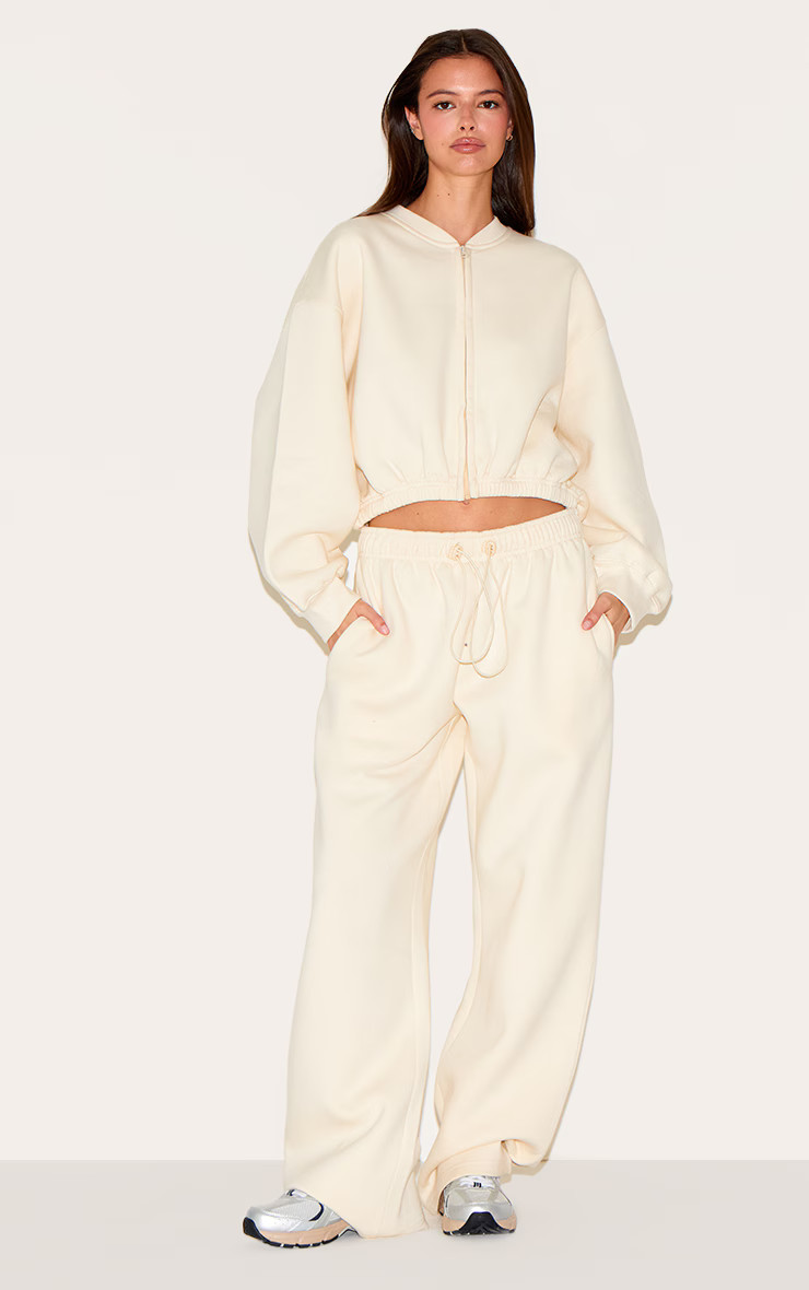 Cream Drawcord Hem Oversized Sweatpants | Athleisure | PrettyLittleThing US