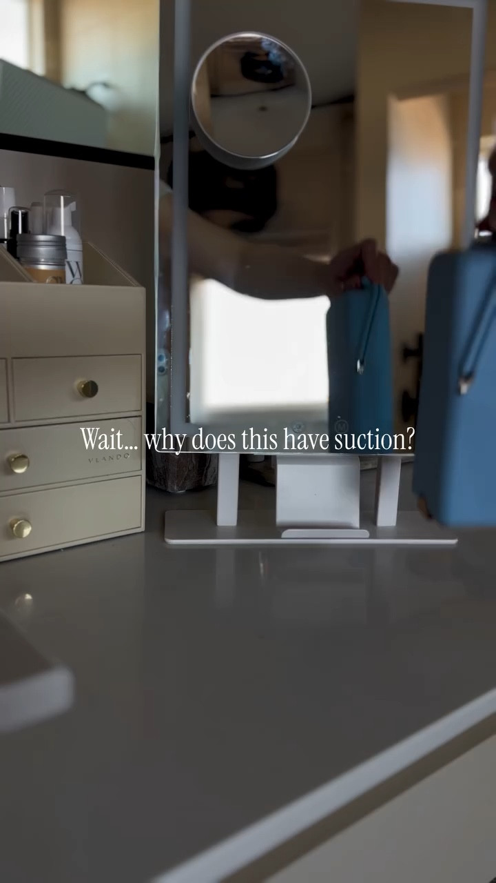 A makeup brush holder that actually stays in place. 

This travel cosmetic organizer has a built-in suction base, so brushes don’t roll around while getting ready. It also opens up to hold brushes neatly standing up and it releases easily with a push button at the base. 🙌🏻

#makeuporganization #travelessentials #functionalfinds

#LTKHome #LTKgrwm #LTKdayinmylife