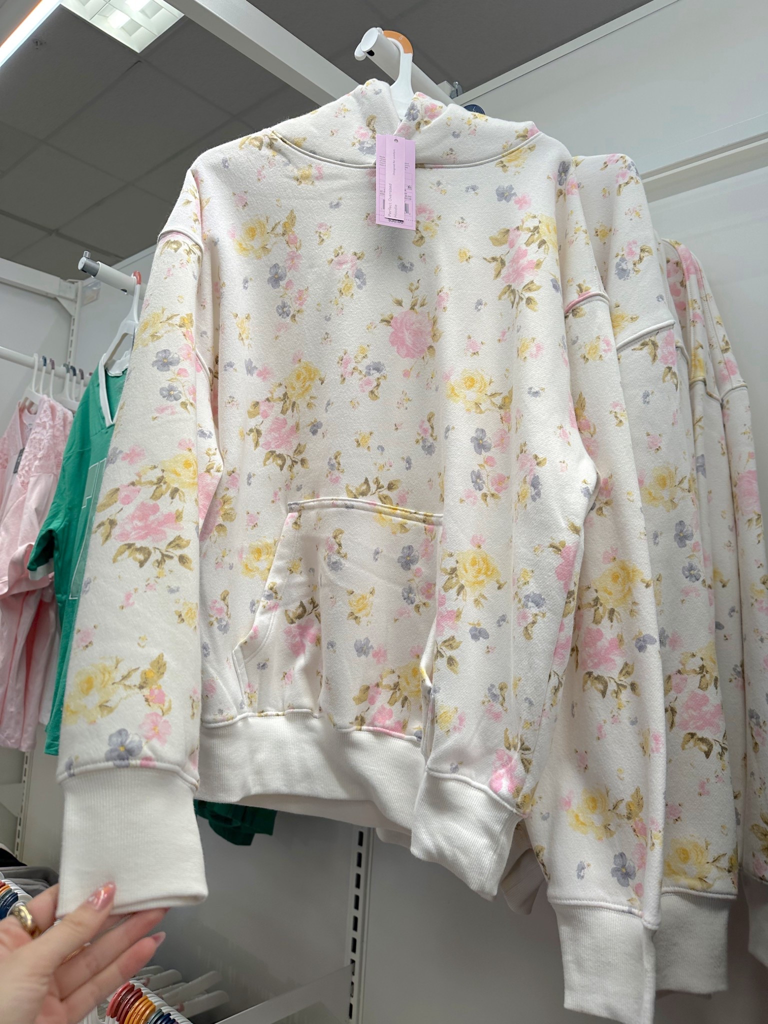 Cutest women floral hoodie now online!🎯💐 there’s also matching shorts!! 