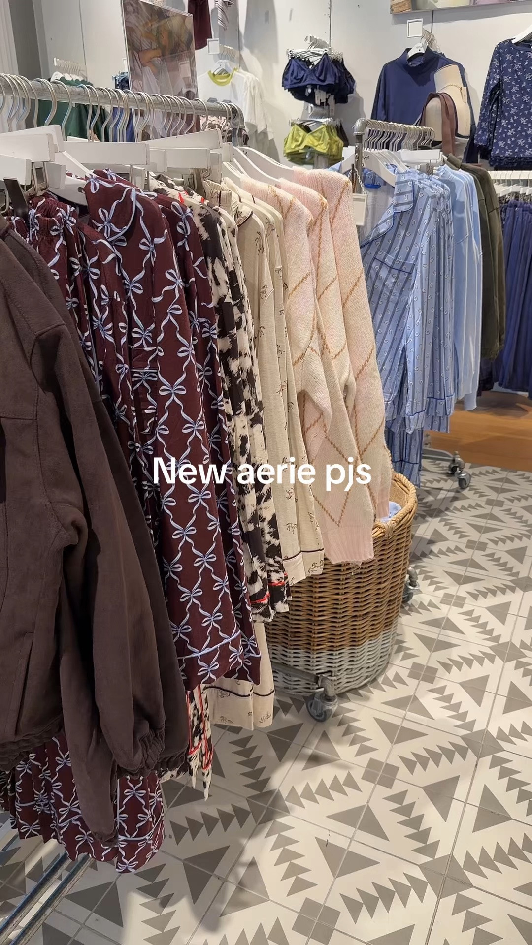 New @Aerie real soft pjs!
Fall fashion