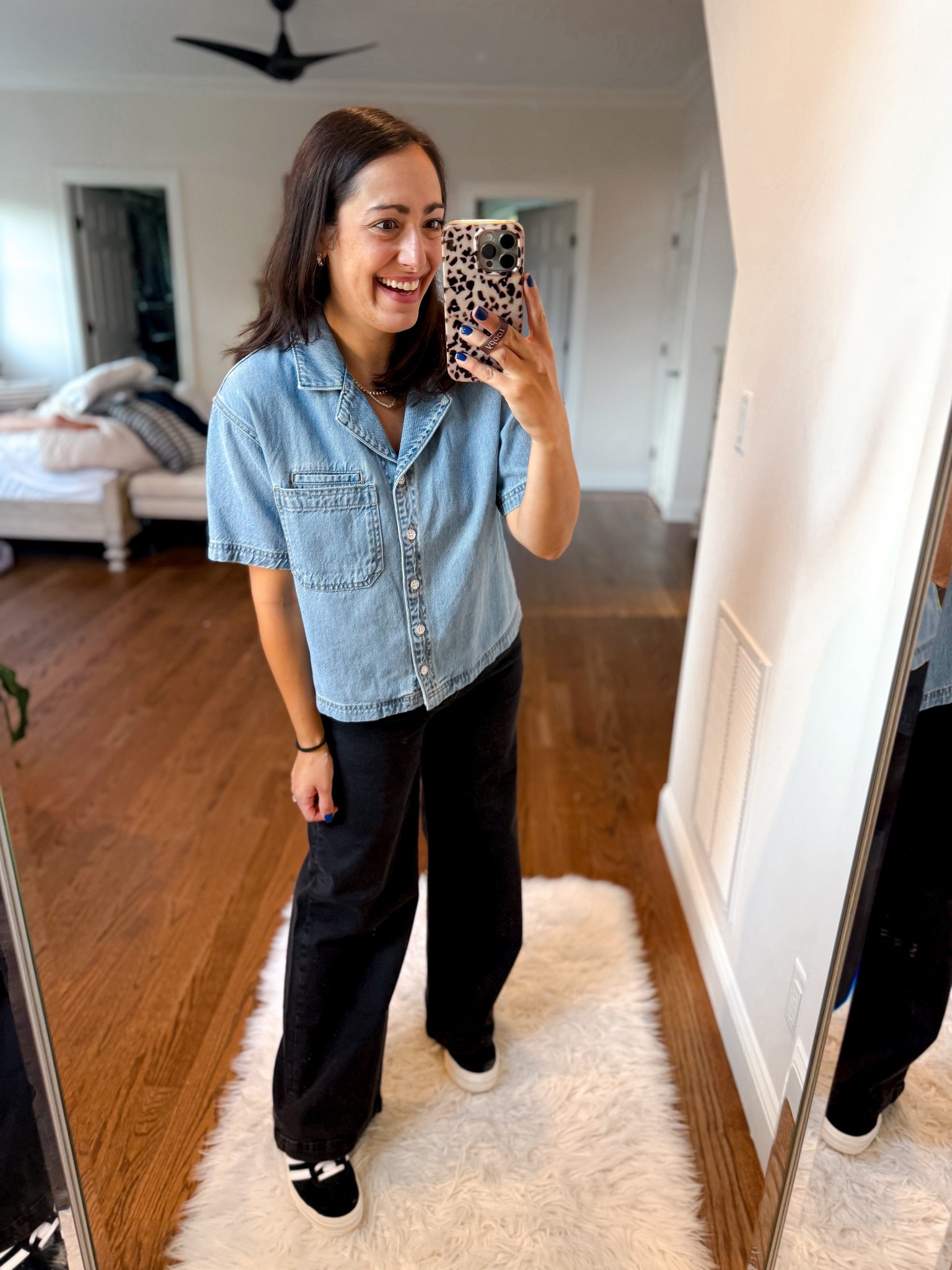 Teacher outfit of the day
Top: XS
Jeans: 28 petite

#LTKStyleTip #LTKWorkwear #LTKFindsUnder50