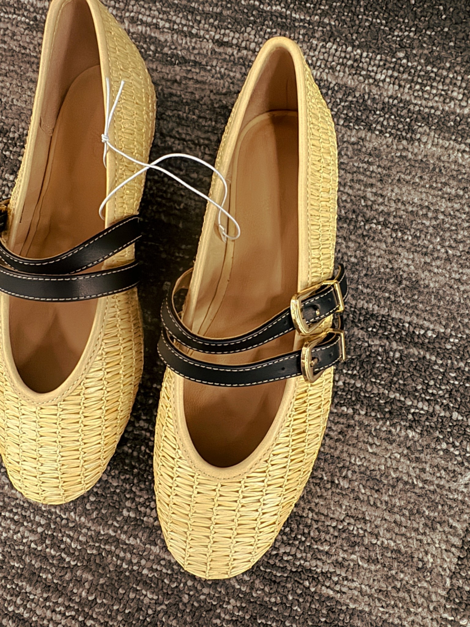 How adorable are these?!?
Seeing all of the new, adorable things is giving me such spring fever.

Shoes, cacao, Target, affordable 

#LTKSeasonal #LTKTravel #LTKWorkwear