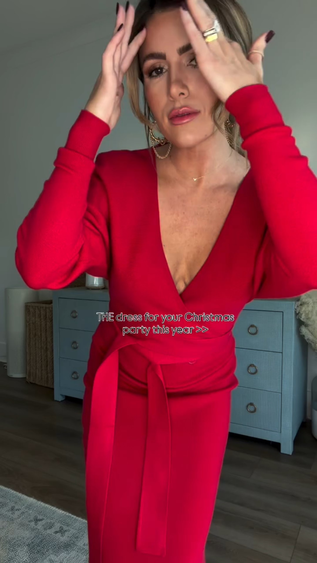 This is THE dress that is going to look incredible on everyone! It also comes in over 20 colors!!!! 

Comment DRESS for details in your DM>> 

#christmasparty #christmasdress