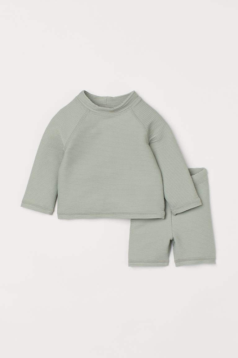 $17.99 | H&M (US + CA)