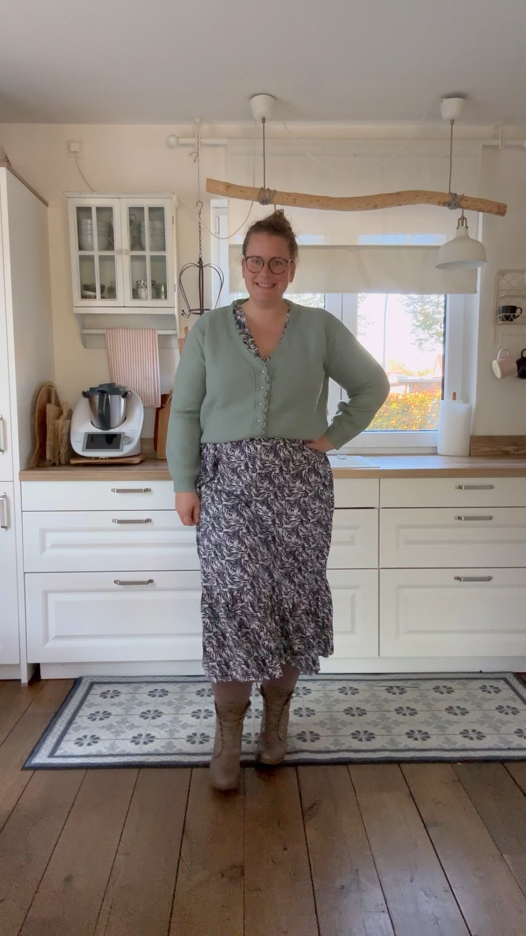 Sommerkleid im Winter tragen💙

#LTKplussize #LTKdeutschland #LTKcurves