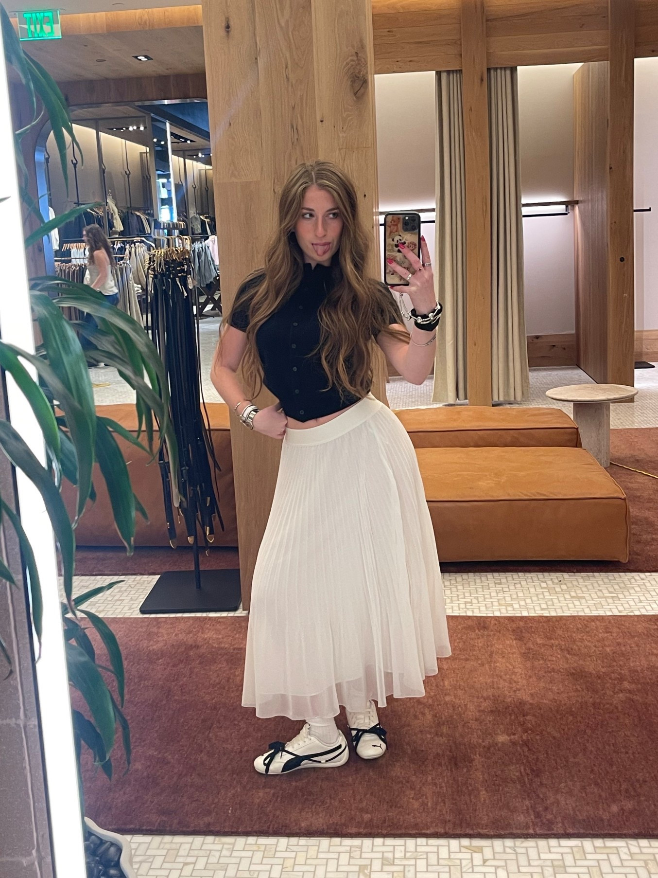 Aritzia Work Outfit Twirl Long Pleated Skirt Cashmere Cardigan Shortsleeve Puma Sneakers Cool Girl Fall Outfit Workwear

#LTKWorkwear #LTKStyleTip #LTKShoeCrush