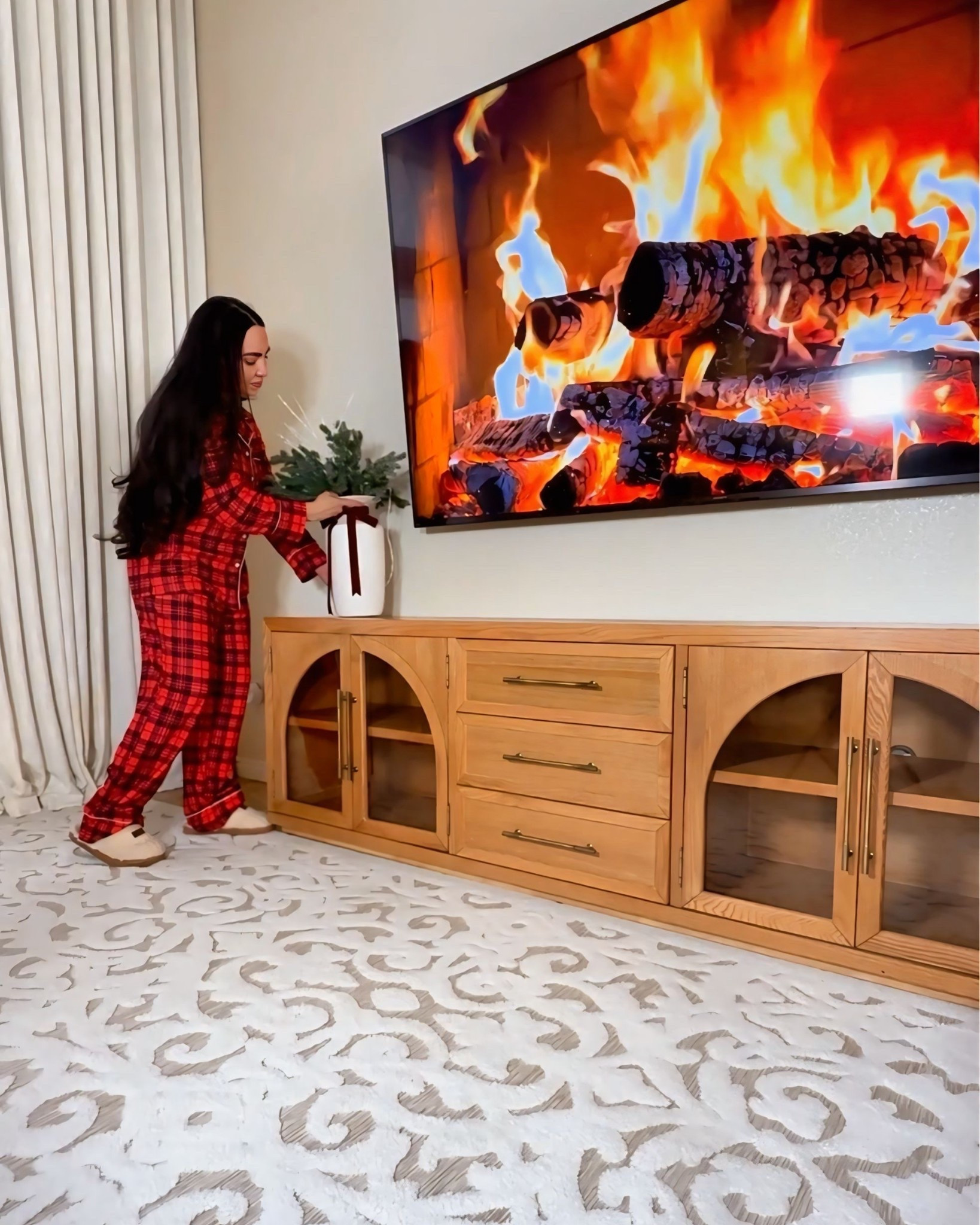 Una consola que, sin exagerar,
transformó por completo la sala. 😍🙌

#LTKHome