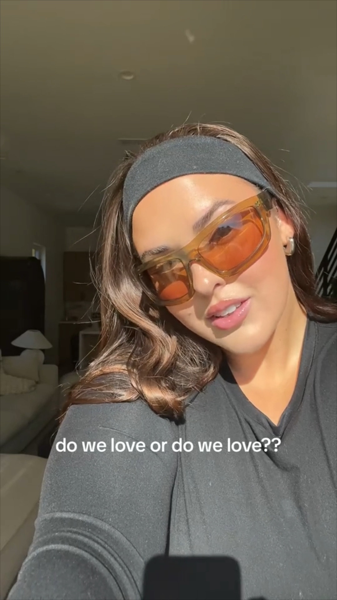 VEHLA sunglasses 🕶️⛅️

#LTKVideo #LTKSeasonal #LTKstyletip