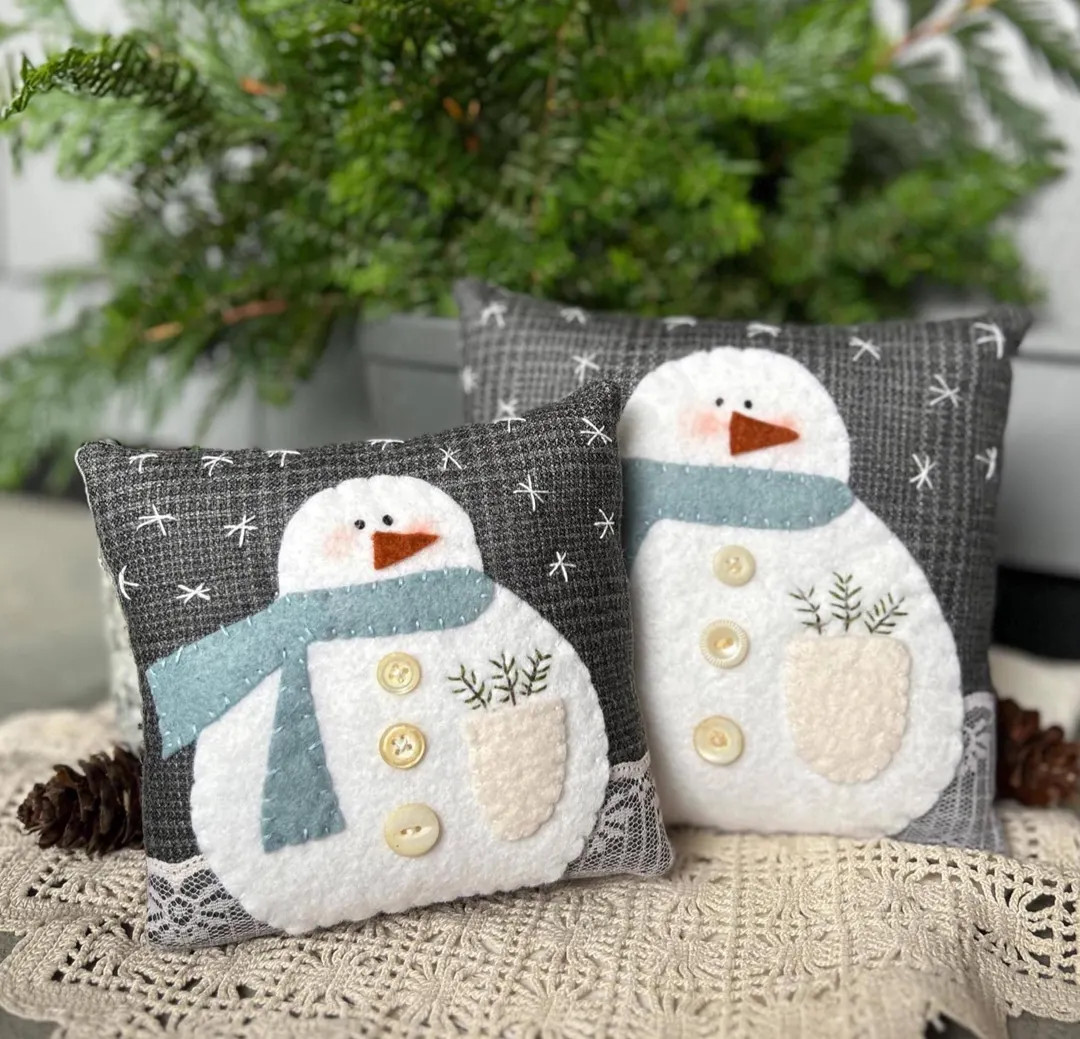 NEW! PDF * WOODLAND Snowman * #402 - Pillow Pattern Small -  Winter Sewing Pattern - Instructions | Etsy (US)