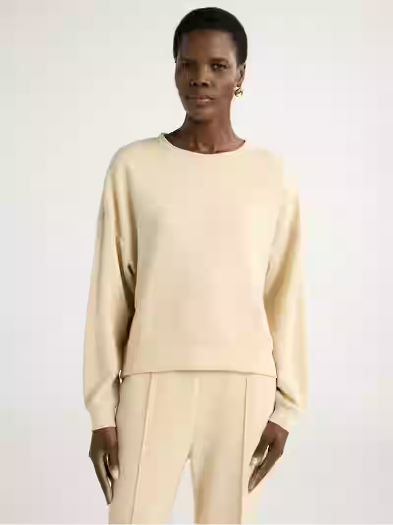 Scoop Women's and Women's Plus Ultimate ScubaKnit Cropped Sweatshirt with Drop Sleeves, Size XS-4... | Walmart (US)