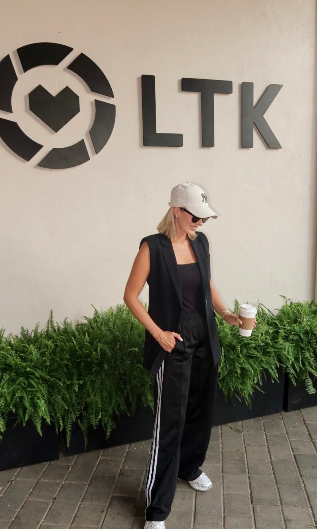 ✈️ Airport outfit to head back home! 🤍 After a busy week, comfort was the priority—but we’re still keeping it cute. Loving this easy travel look that feels comfy enough for a flight while still looking pulled together and chic. The perfect mix of effortless, cozy + elevated for a travel day. Linking the full look! ✈️🤍

#LTKCon #LTKdayinmylife #LTKootd