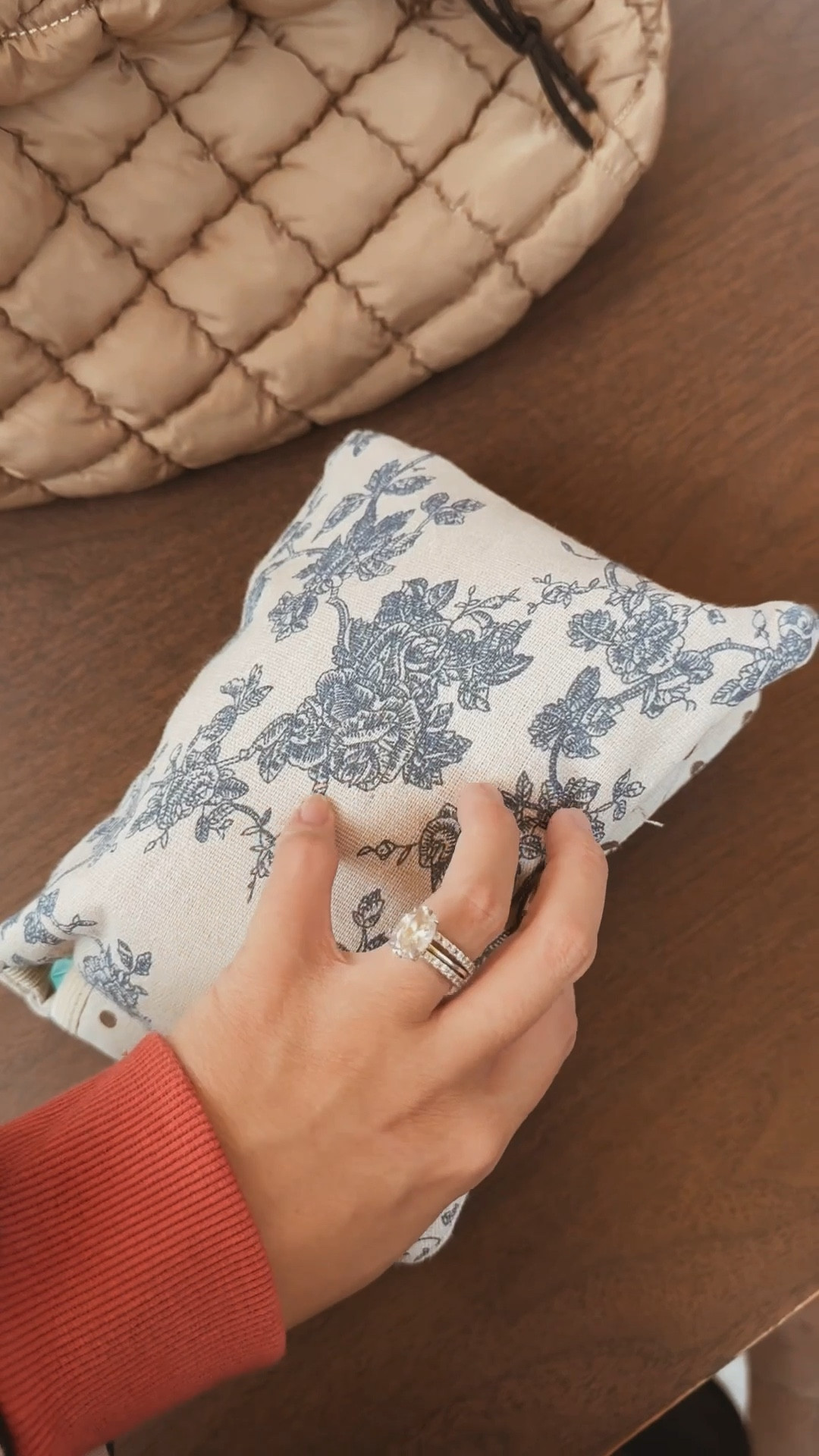 loooove our tiny diaper bag organizer! I throw it in every bag & it fits all of our essentials🫶🏼 linking more too!



#LTKBaby #LTKBump #LTKKids