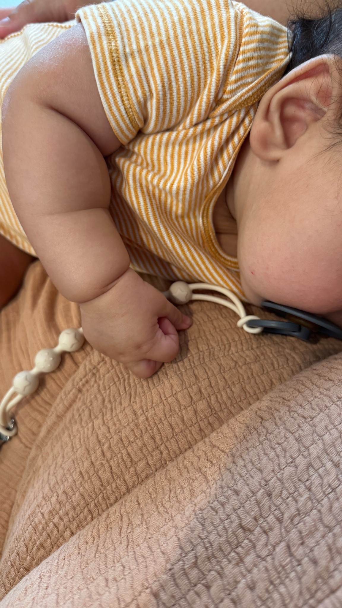 our favorite binkis for our little baby OF COURSE! they’re non toxic and we loveee non toxic for baby products! they’re pacifier clip is great bc it doesn’t grow mold like the fabric ones! 🌟😌

#LTKFamily #LTKBump #LTKBaby