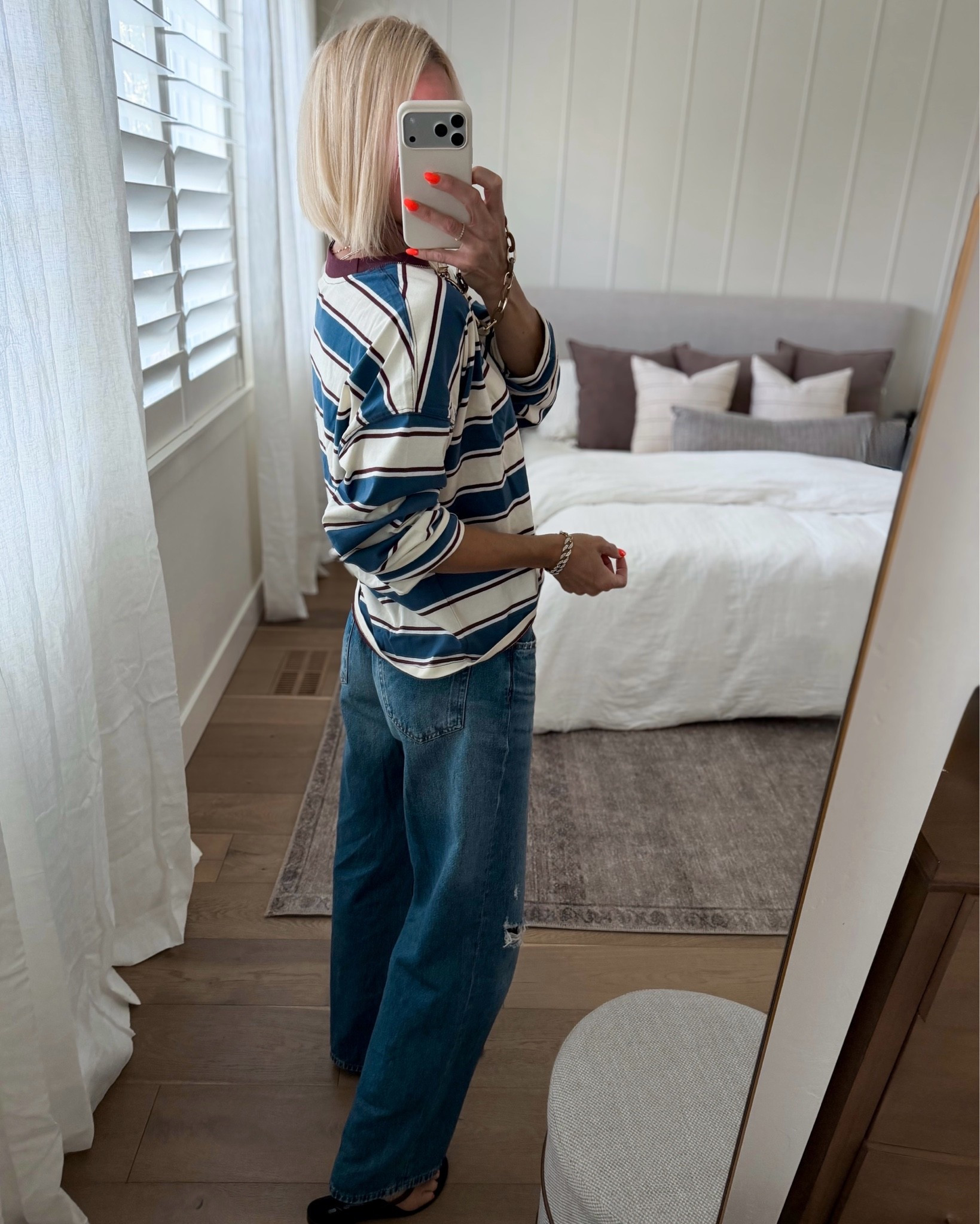 Stripes + loose fitting denim = early fall uniform.
Shirt fits generously wearing a medium, but could size down to a small, sized up in jeans to a 6 for a looser fit.


fall outfits women

#LTKootd #LTKmomlife #LTKOver40
