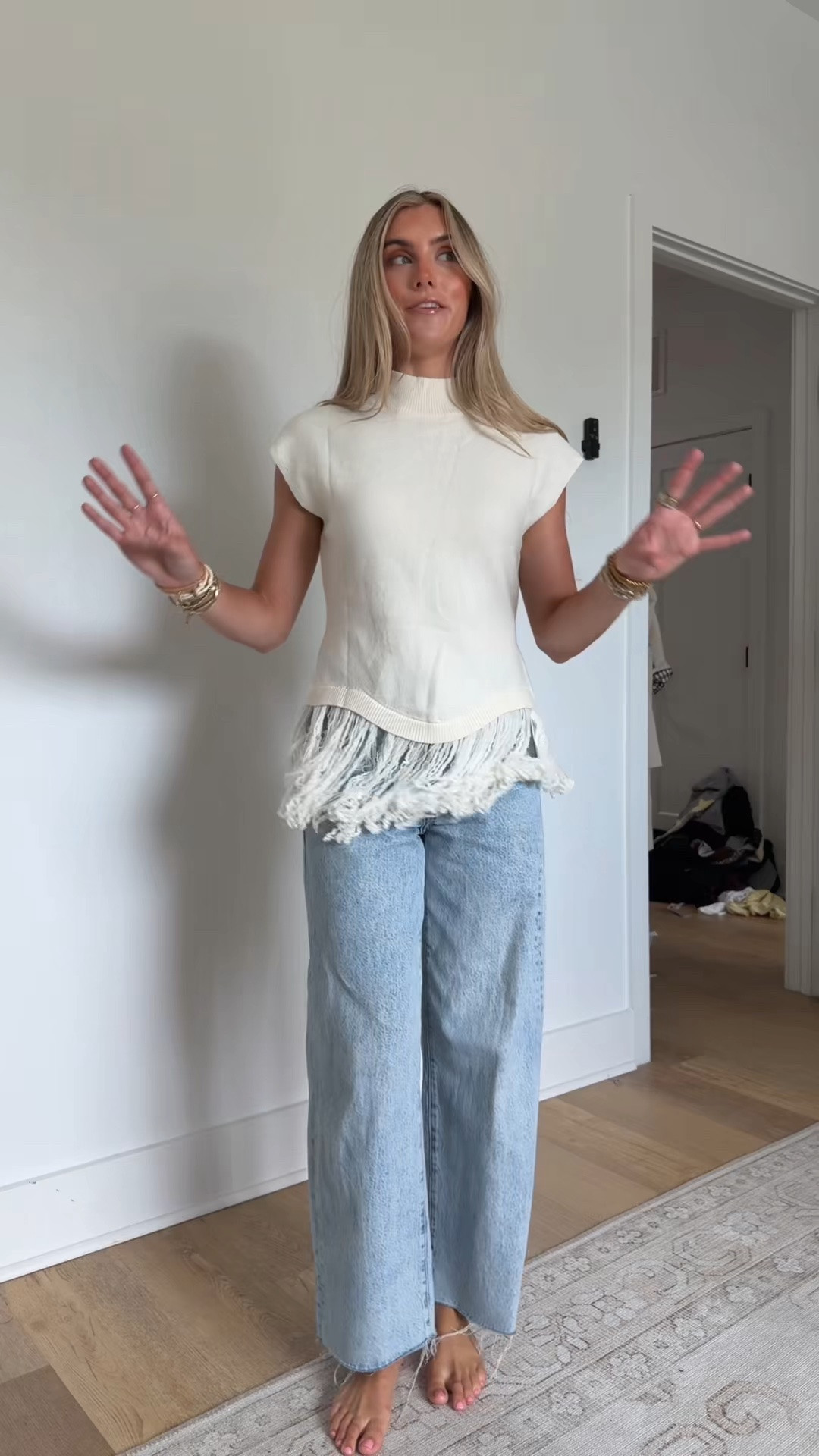 if there’s anything fringe on amazon I will find it and this sweater is so cute with the fringe bottom and the mock neck fit 🤩 5’4/s in my LTK. 

#founditonamazon #amazonfashionfinds #amazonfashion #fringesweater #amazonsweater @Amazon Fashion