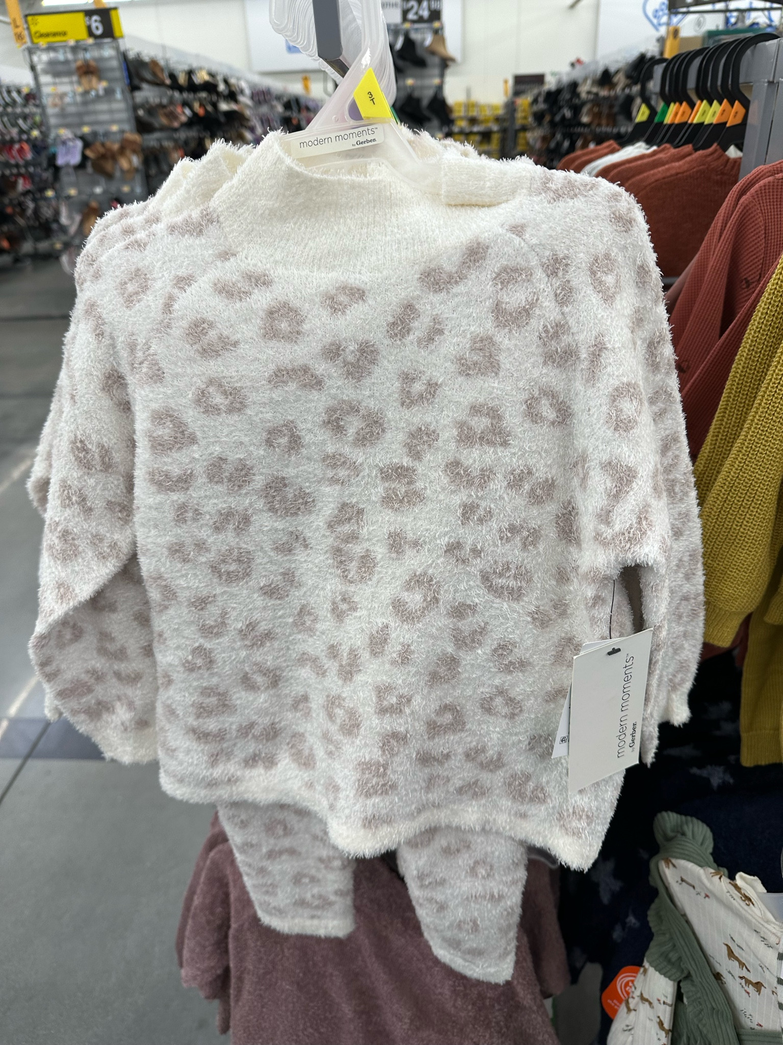 Toddler baby girl barefoot dreams dupe from Walmart

Matching set, comfy clothes, loungewear, pajamas 

#LTKbump #LTKkids #LTKbaby