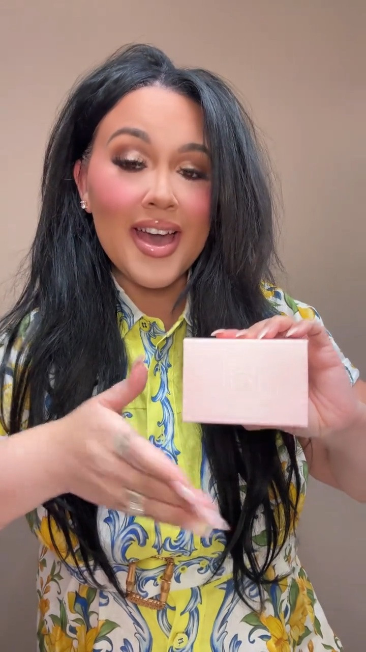 Kayali launched their new soufflé body cream & cashmere lip balm in Boujee Marshmellow & Pistachio Gelato

#LTKootd #LTKBeauty