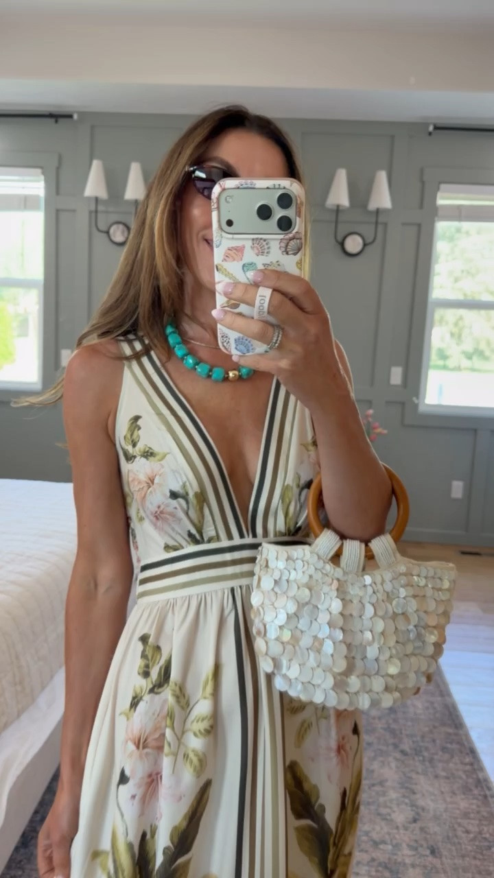 The perfect flowy dress for resort wear, dinner, every beach vacation!

#LTKTravel #LTKBump #LTKSeasonal
