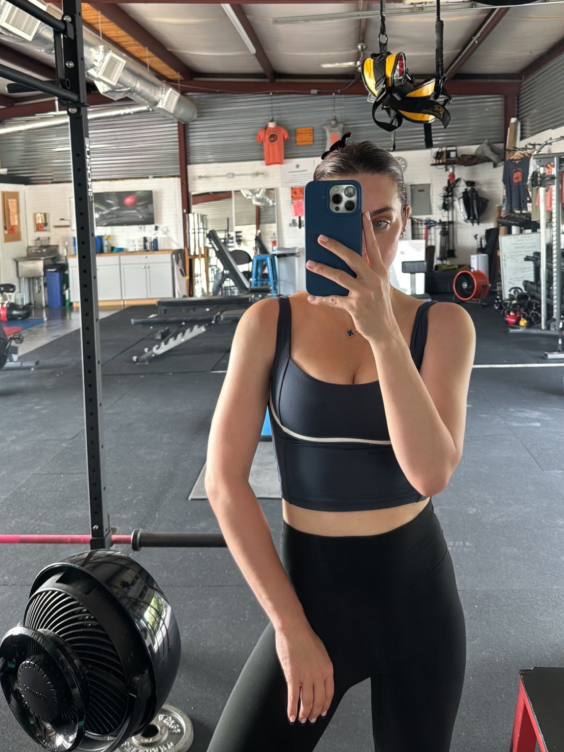 Workout OOTD. Linked a similar set from Alo